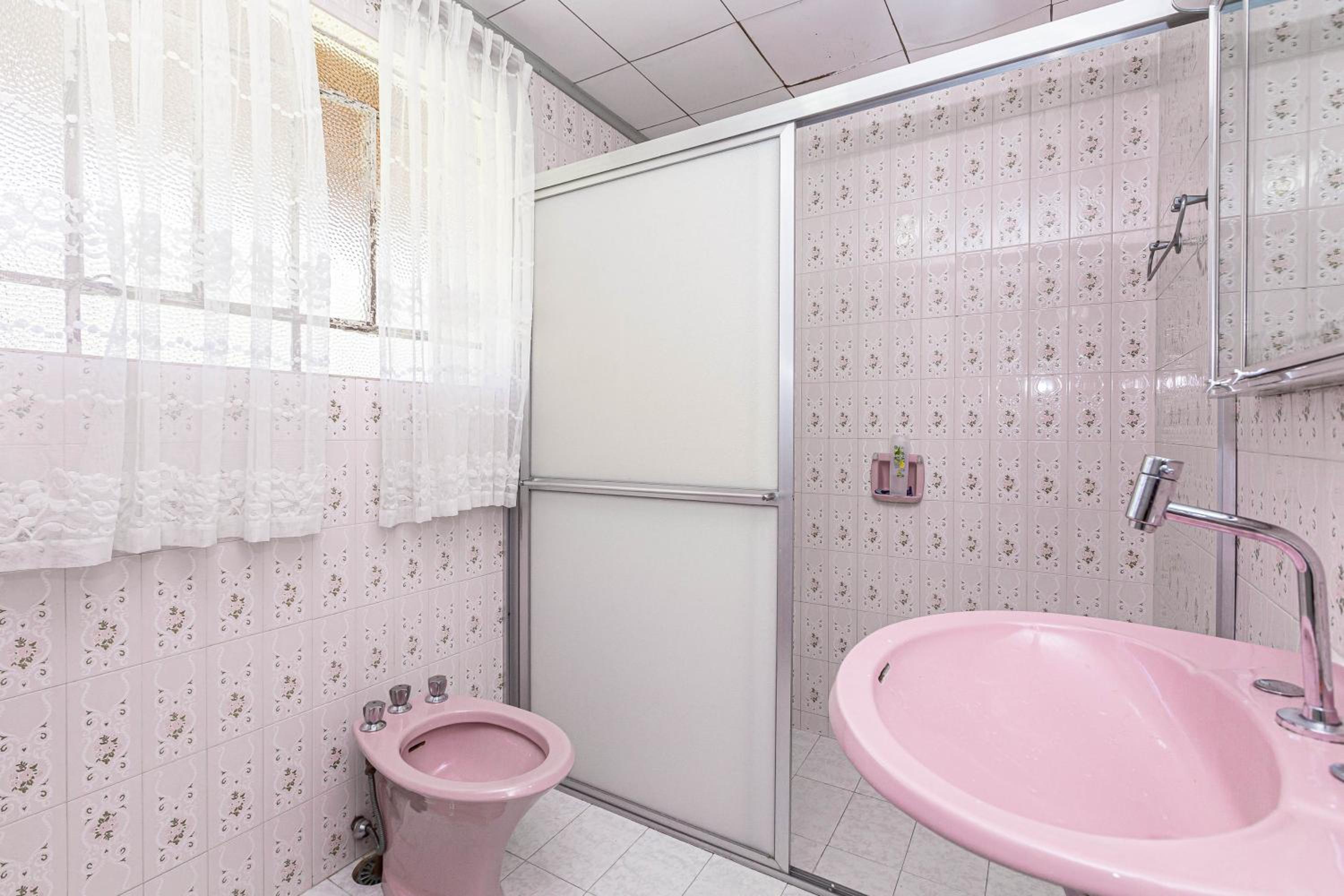 Memora Guesthouse Curitiba - Quartos em Casa próximo ao Parque Bacacheri