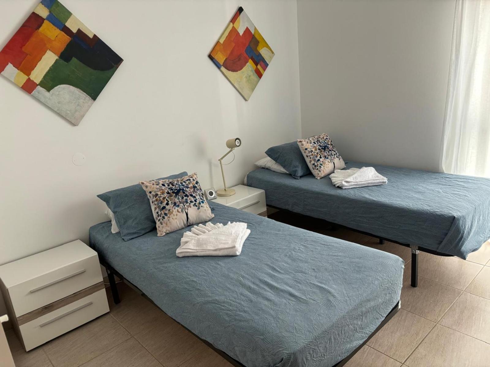 AHS Sweet Home Spacious 2 bed, 5 min Algarve beach