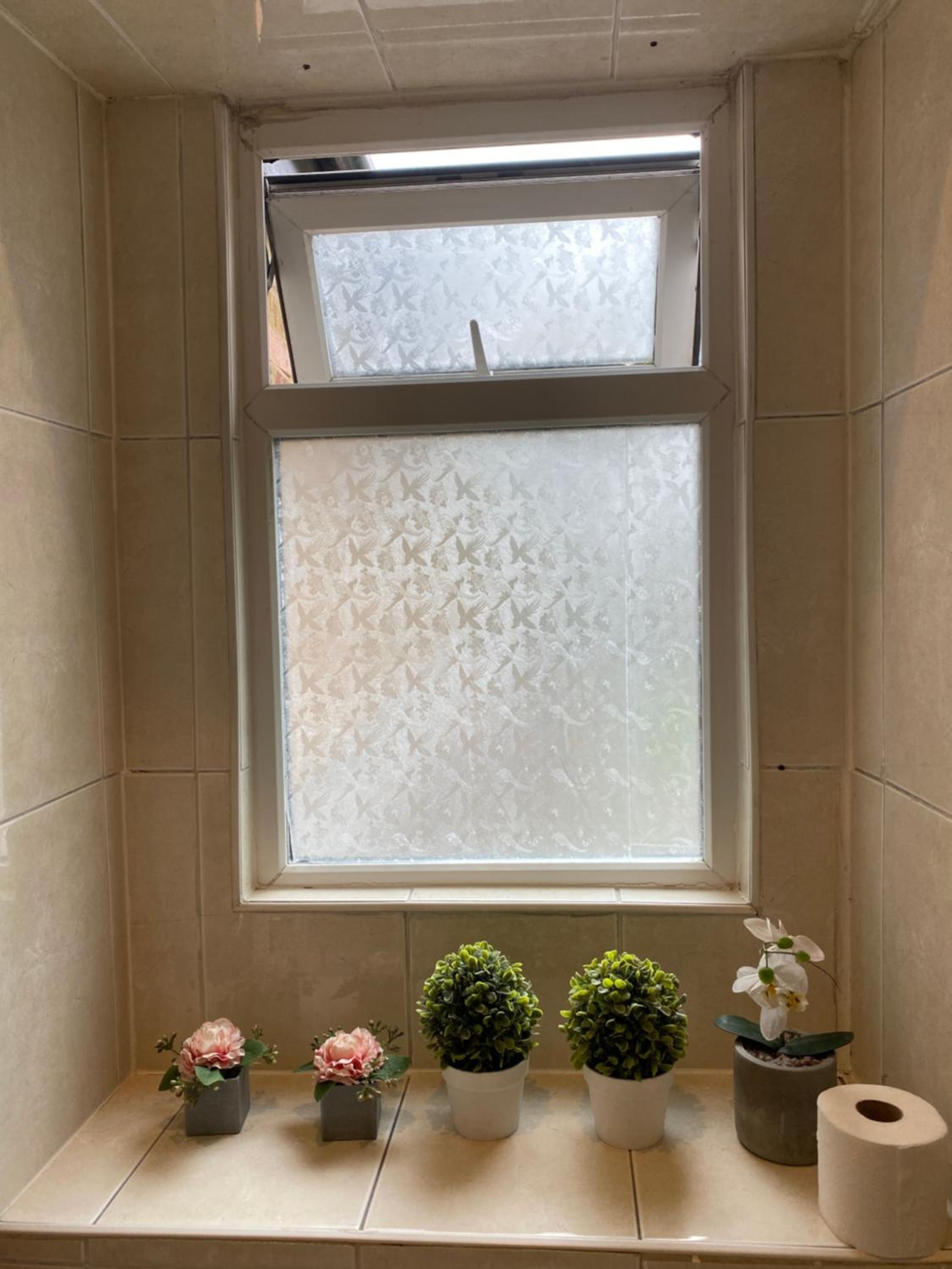 Flat next to Westfield shopping centre