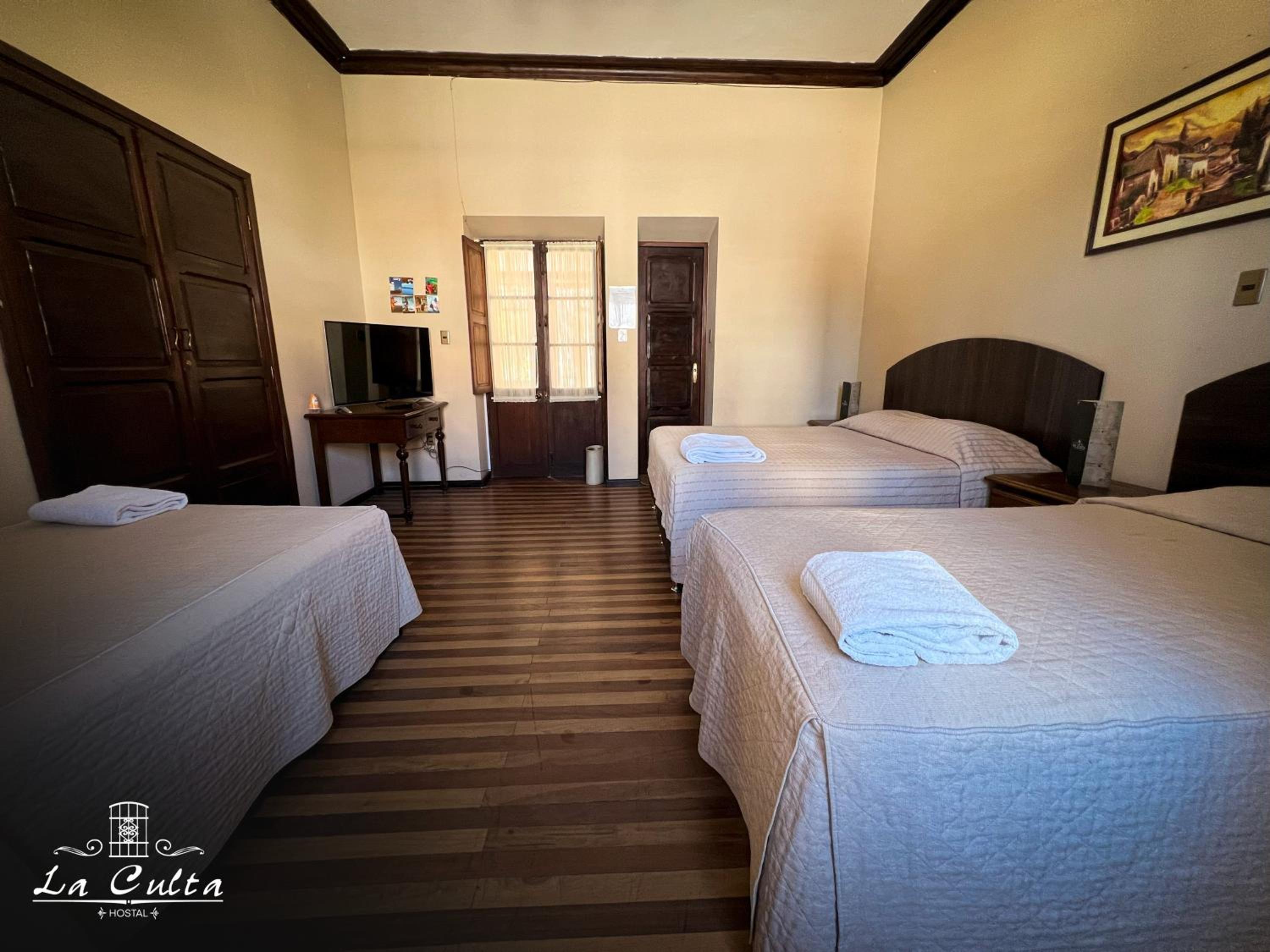 La Culta HOSTAL & CASA CULTURAL