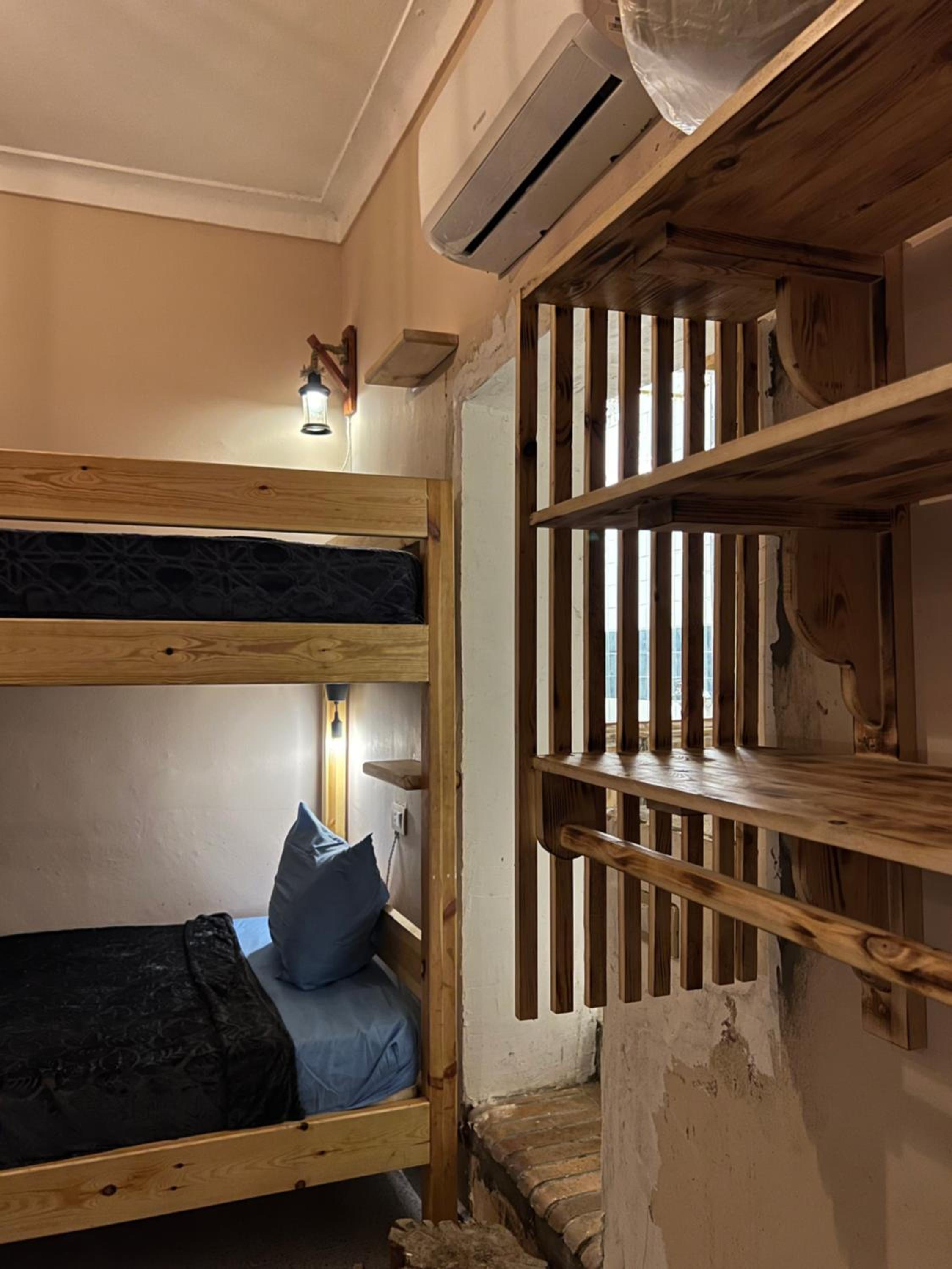 Tecoma Hostel