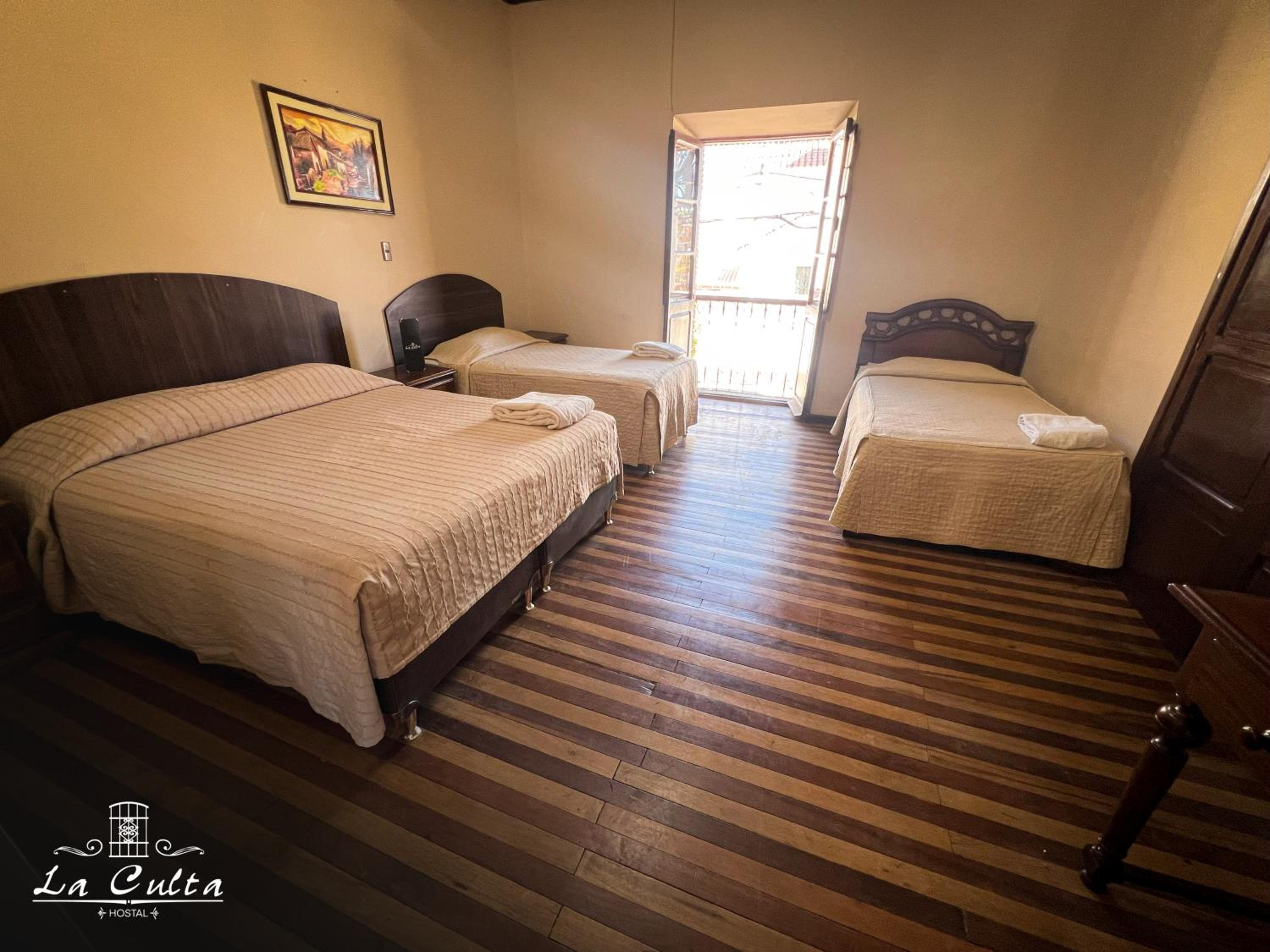 La Culta HOSTAL & CASA CULTURAL