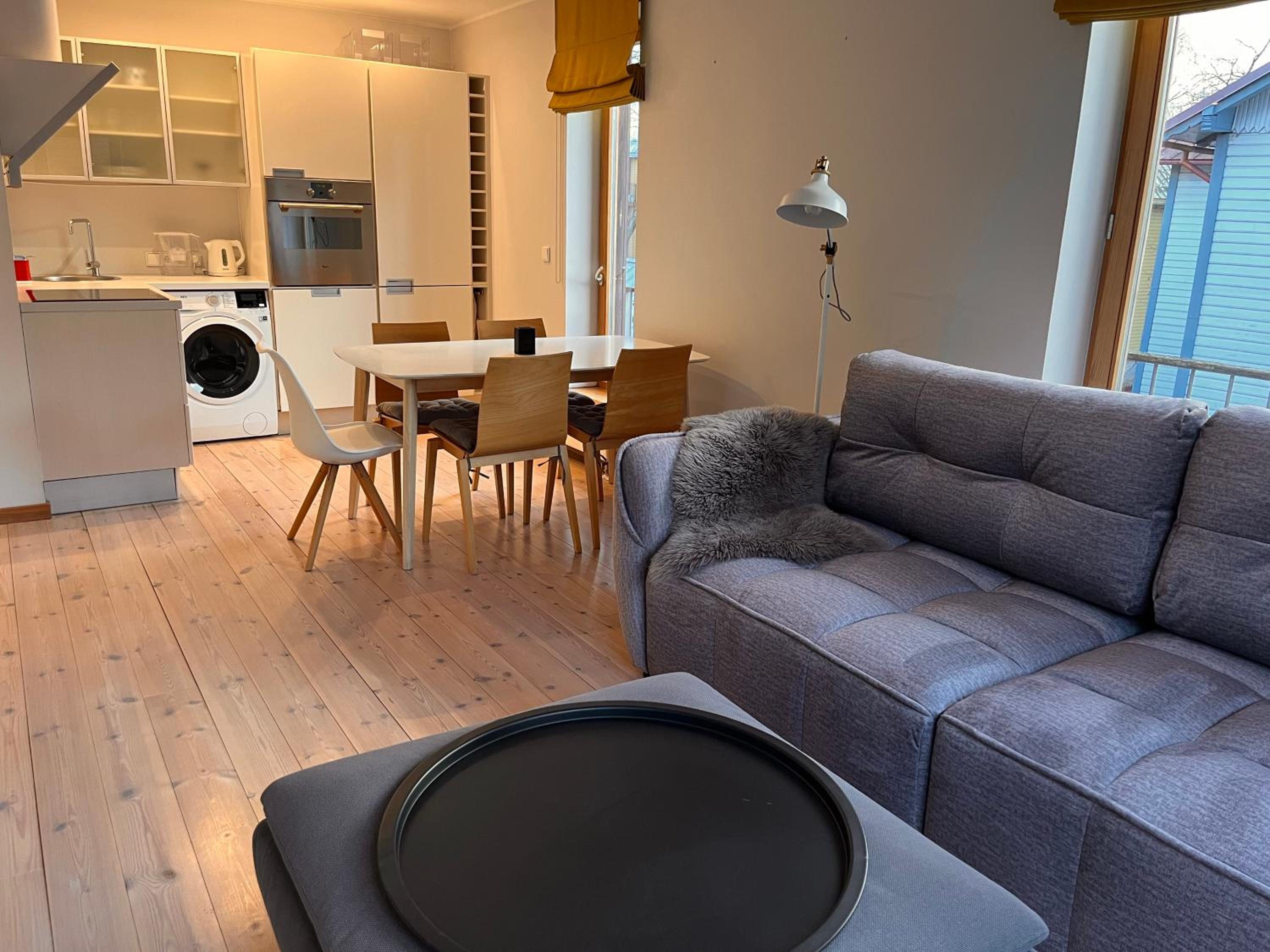 Tallinn Housing Bright and Modern Kalamaja Apartment
