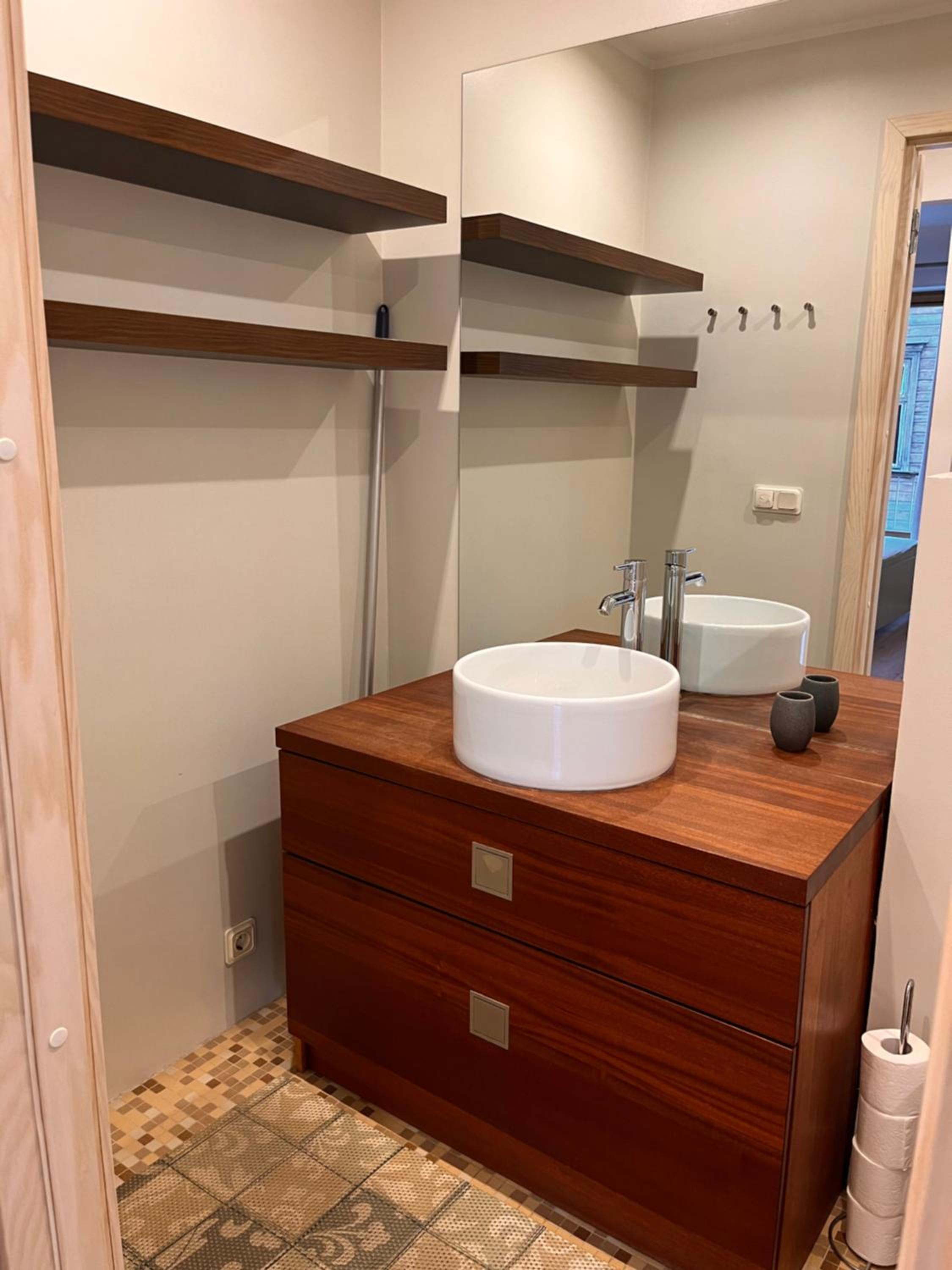 Tallinn Housing Bright and Modern Kalamaja Apartment