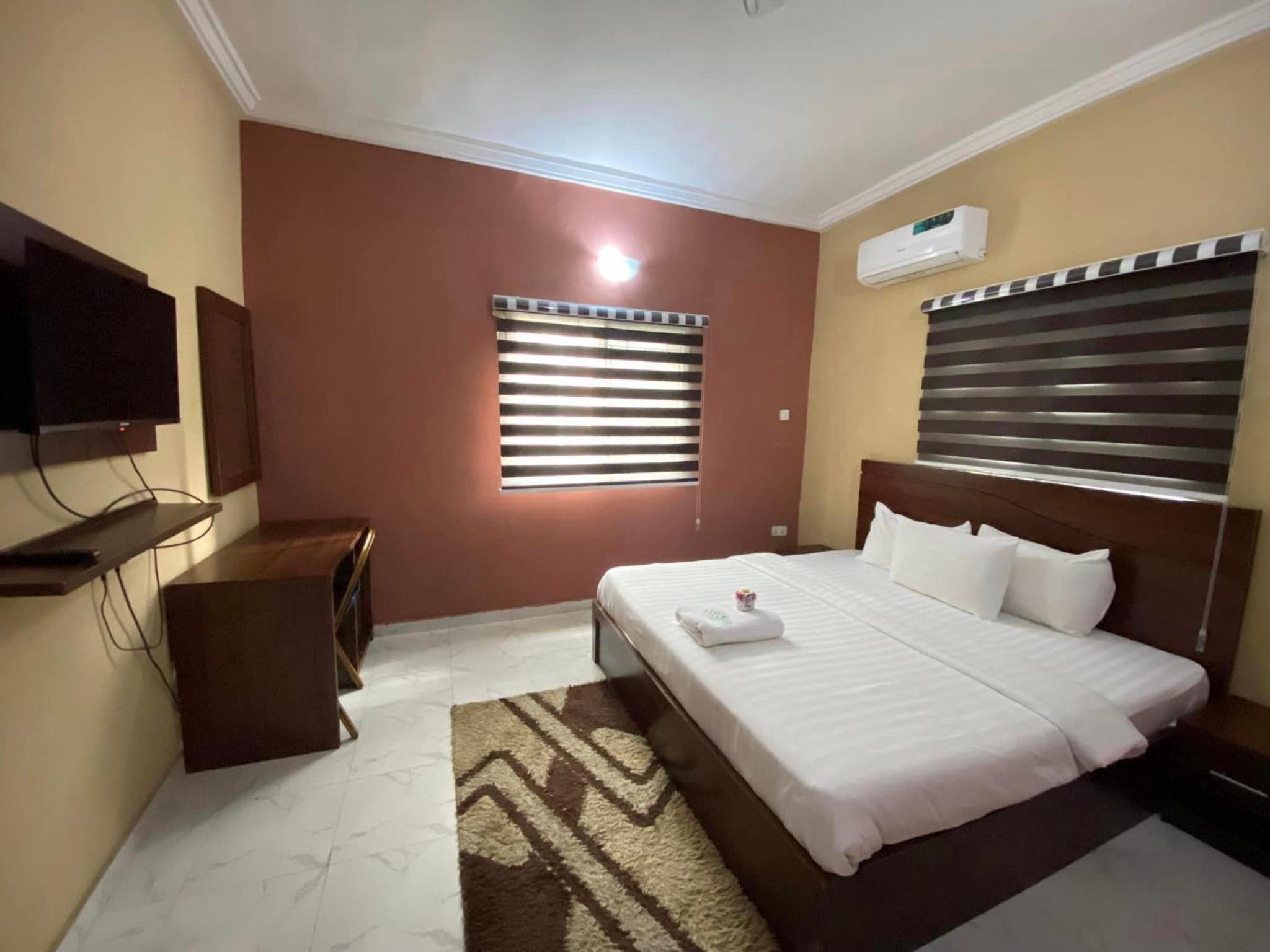 AMANDA LUXURY APARTMENT & SUITEs