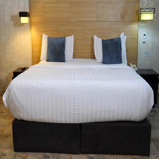 AMANDA LUXURY APARTMENT & SUITEs