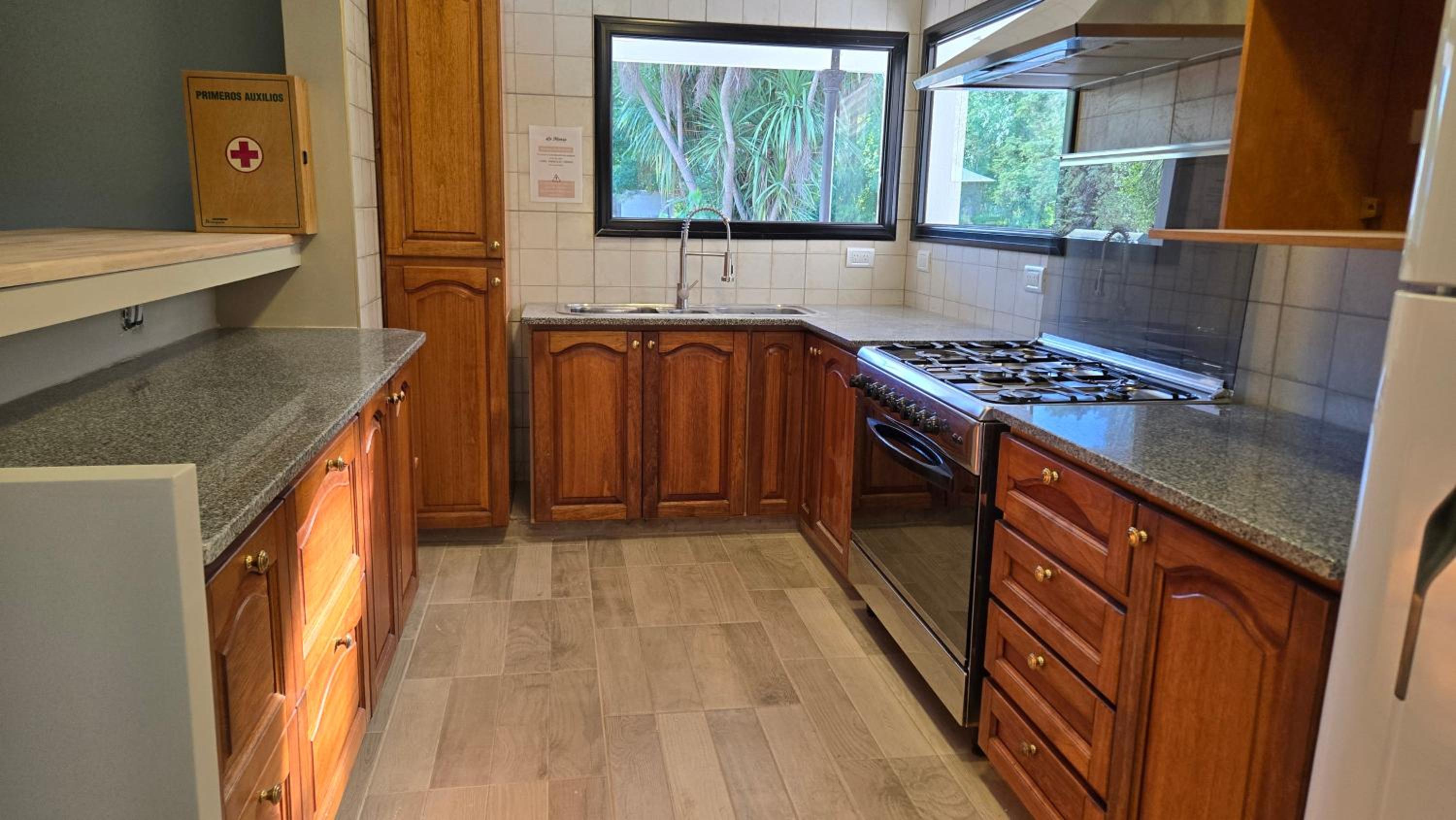 Refugio Natural, Casa de Campo para 10 en Barrio Privado