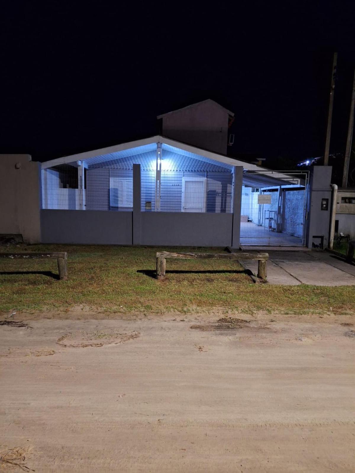 Casinha Cinza Cassino