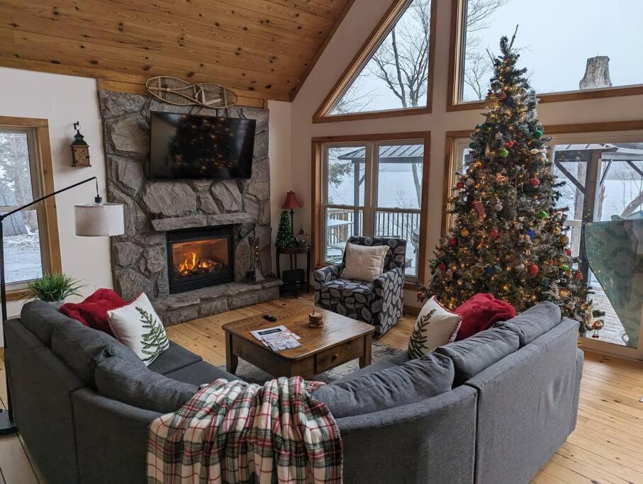 Muskoka Lakehouse
