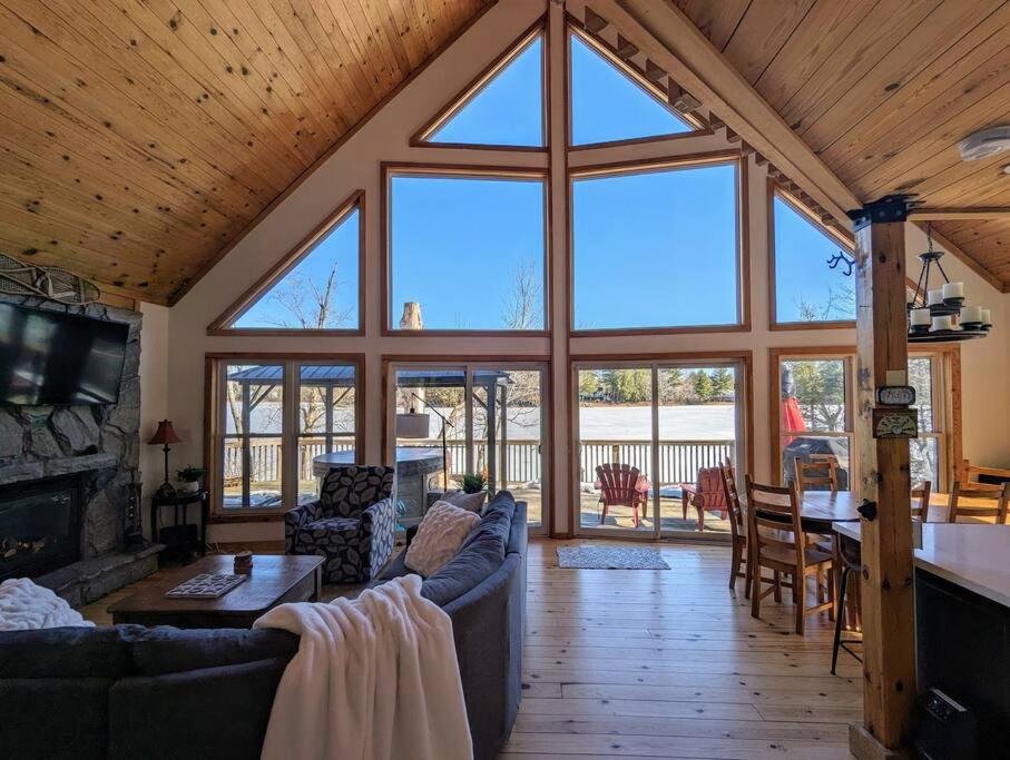 Muskoka Lakehouse