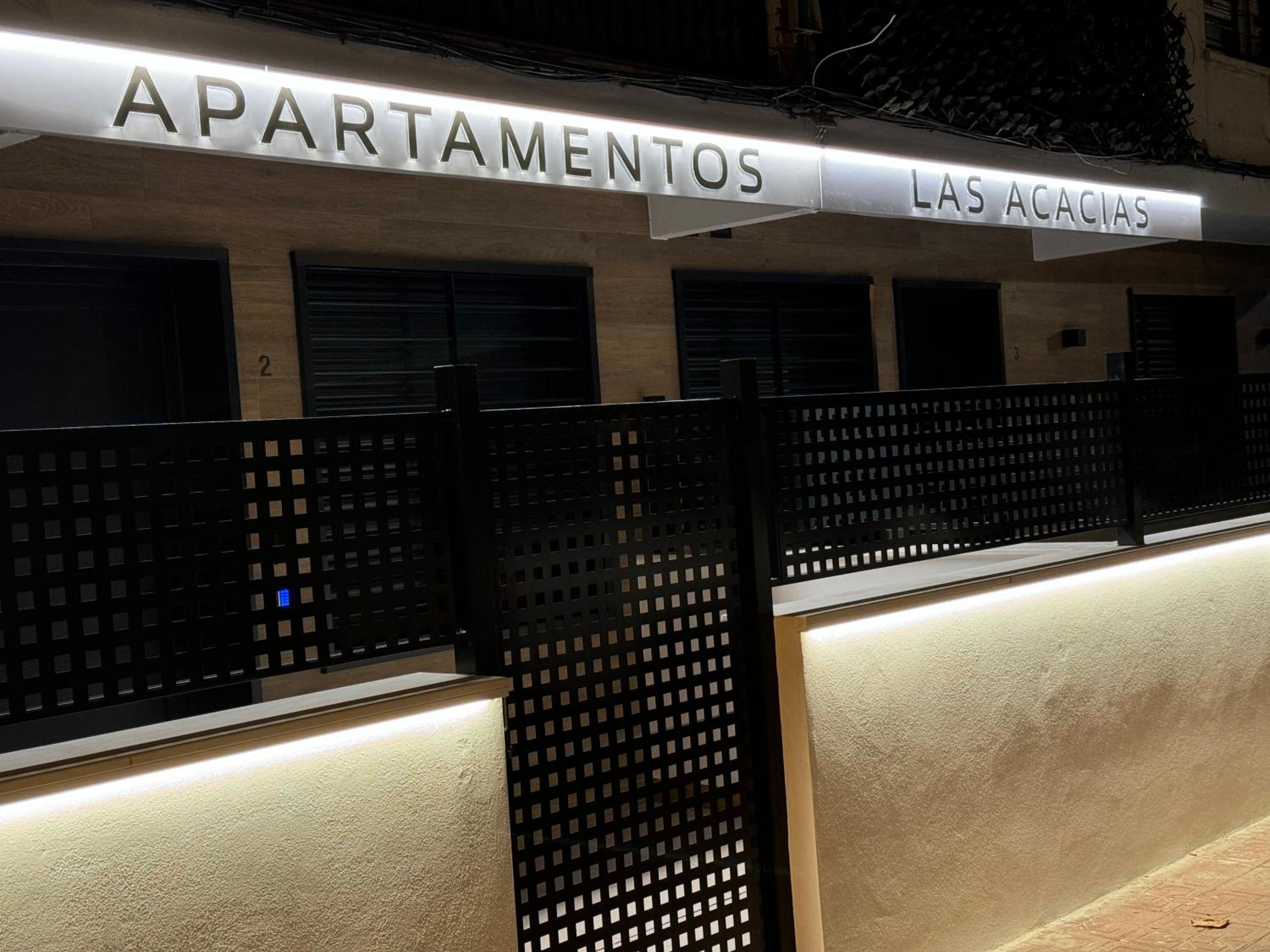 Apartamentos Las Acacias