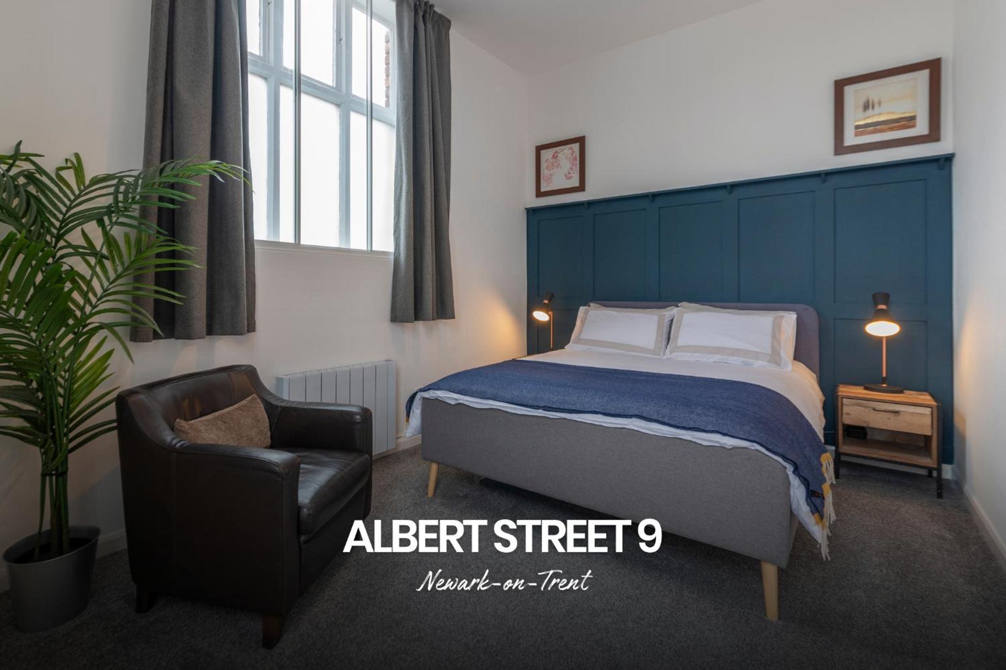 Stylish 2-Bed Apartment in Newark on-Trent by Renzo, Free Parking and Wi-Fi! view 3