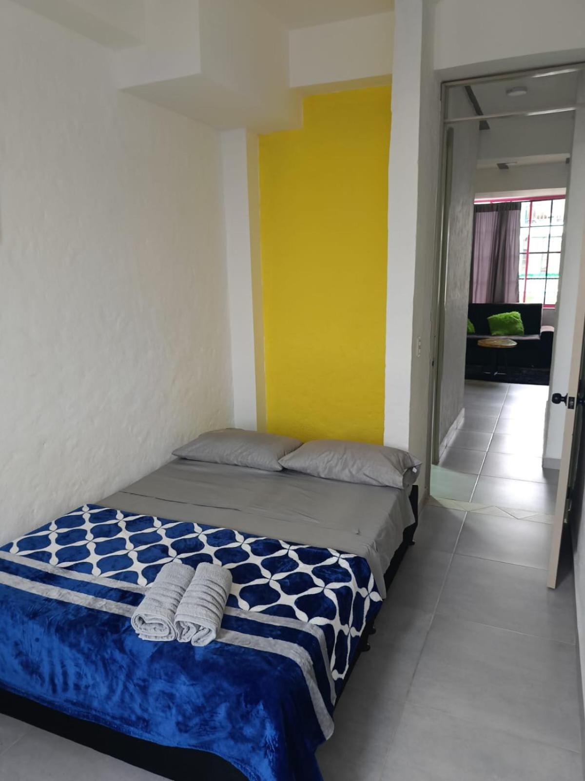 Habitación Salento Astromelias