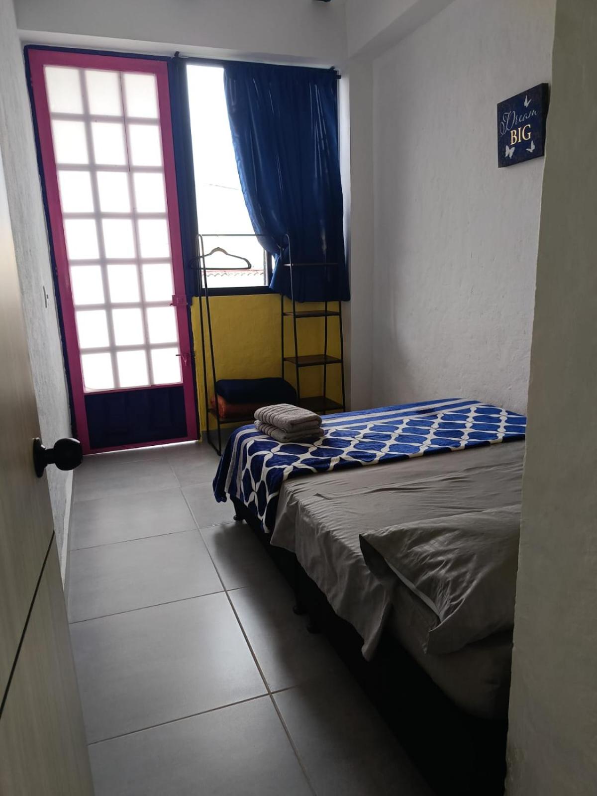 Habitación Salento Astromelias