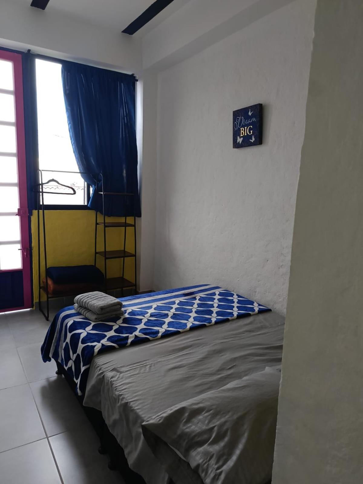 Habitación Salento Astromelias