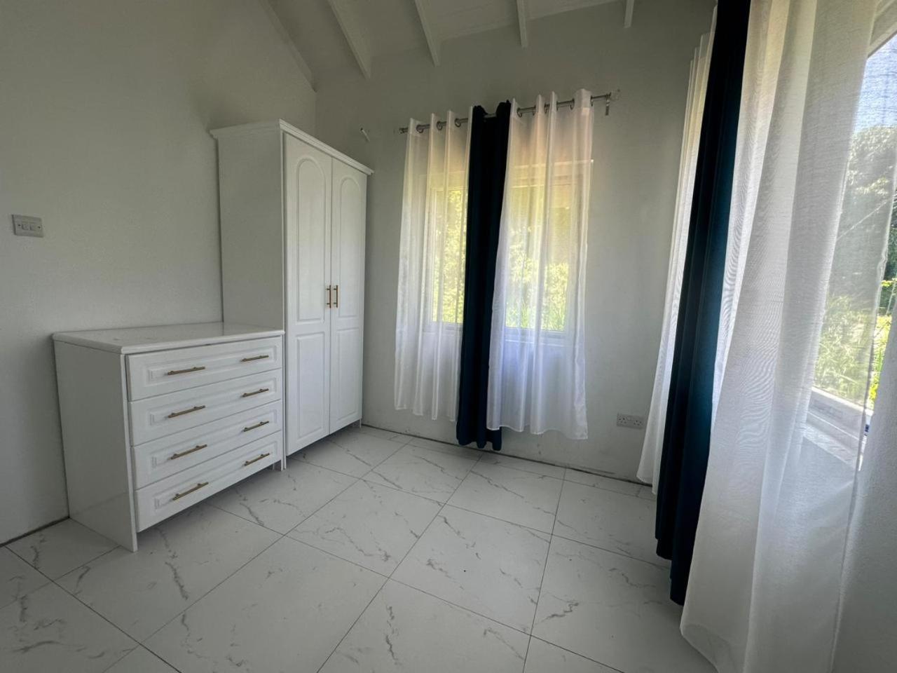 Seaview Oasis view 3