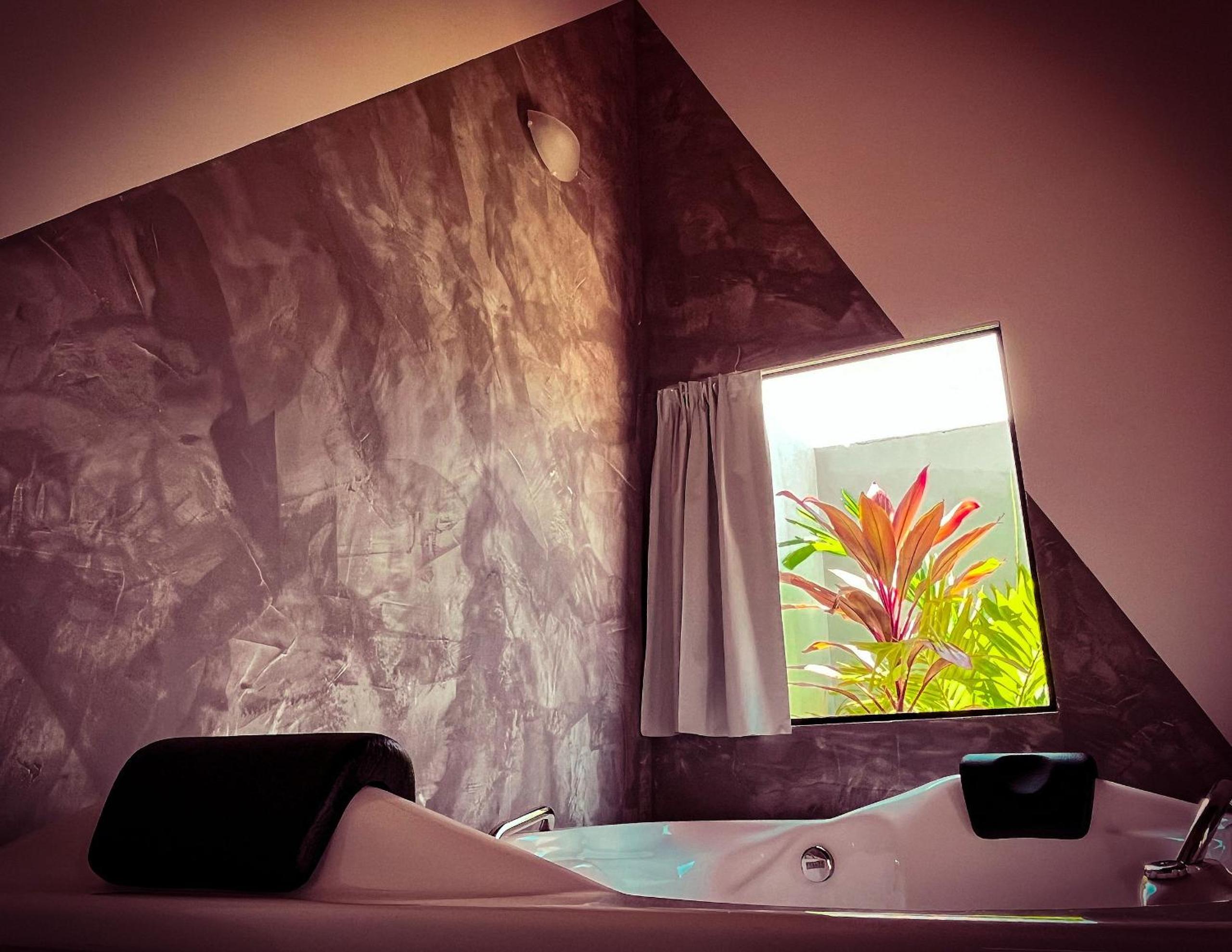 Quattuor Cabanas. Privacidade e conforto com hidromassagem
