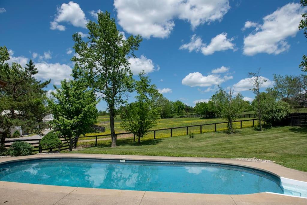 Horse Farm 4Bedrm home Bourbon Trail w private pool view 3
