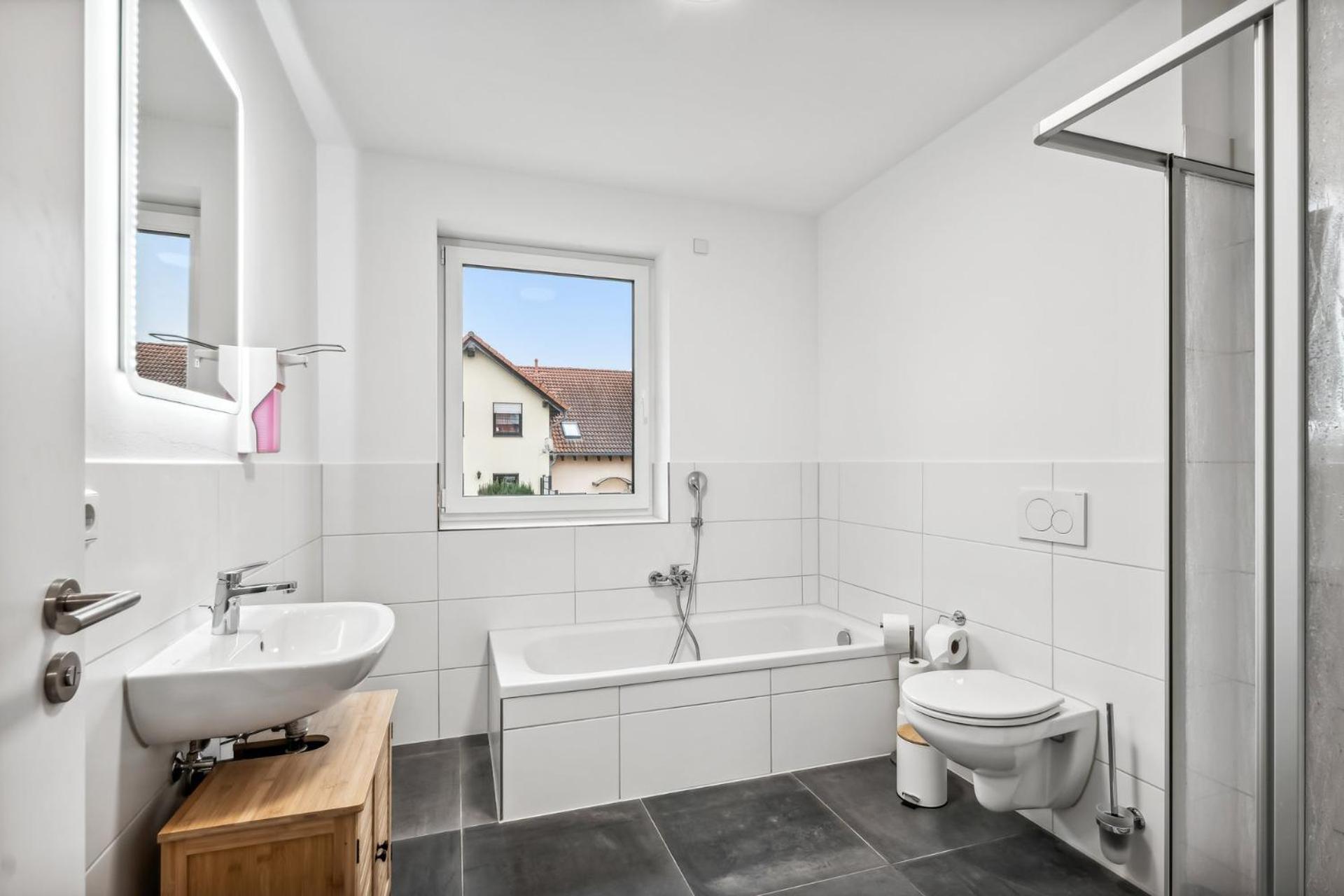 Haus mit 6 SZ 12 Betten, Terrasse, Waschmaschine - Property Image 23