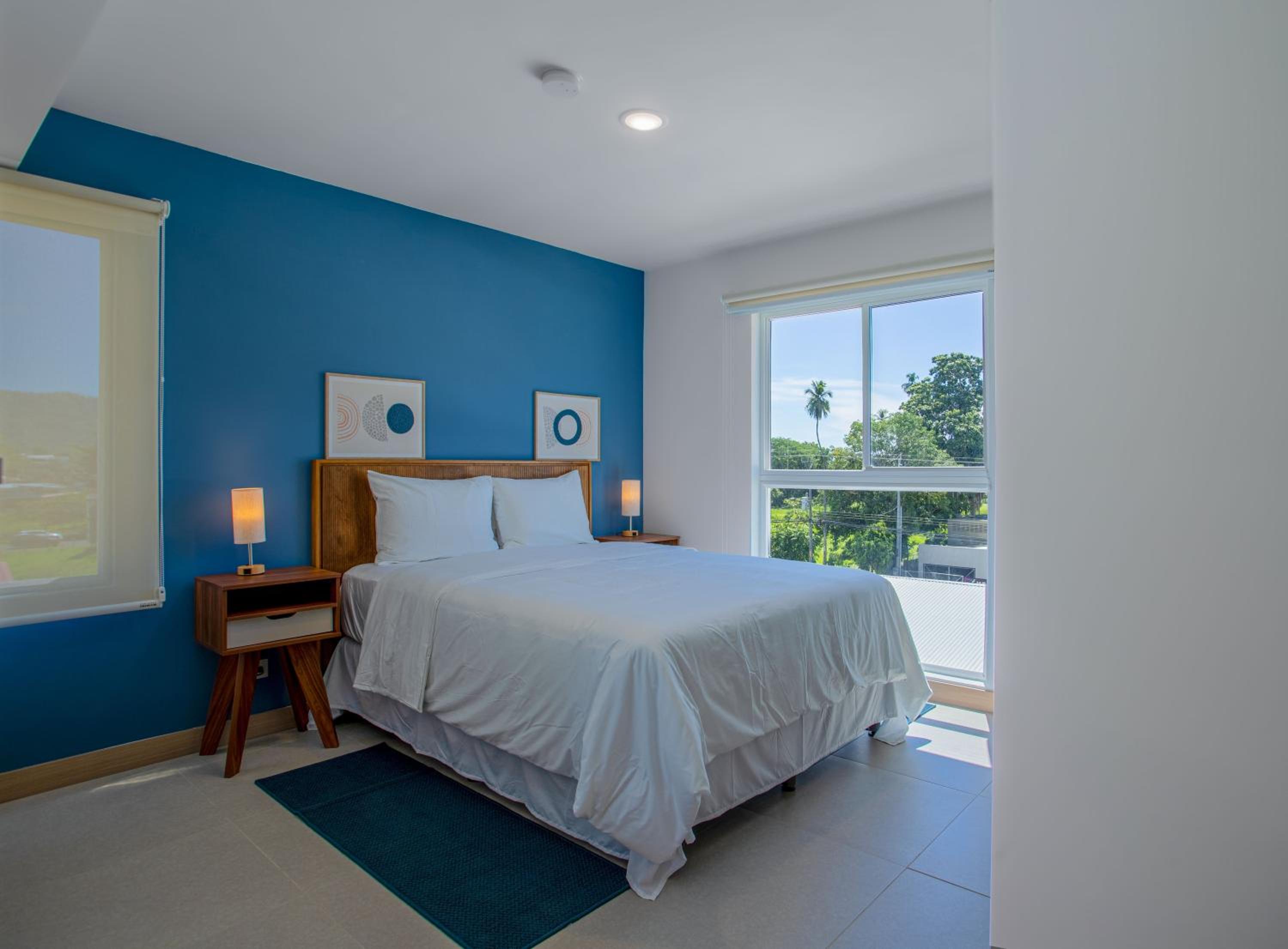 Casago 0402B Brand New Rental Modern Beach Escape in Jaco Near Downtown