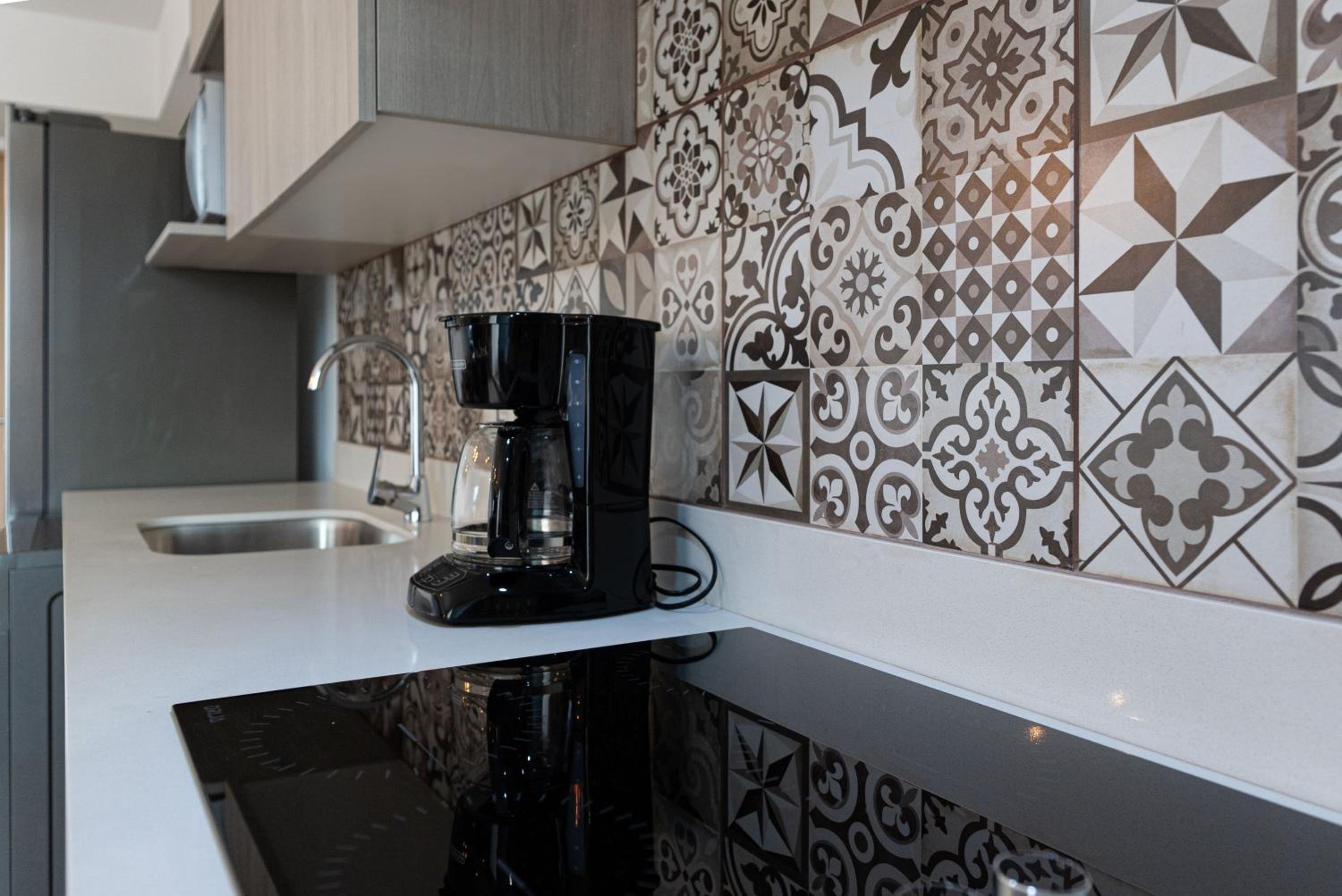 Casago 0607B Brand New Rental Modern Condo with Stylish Decor and Scenic Views