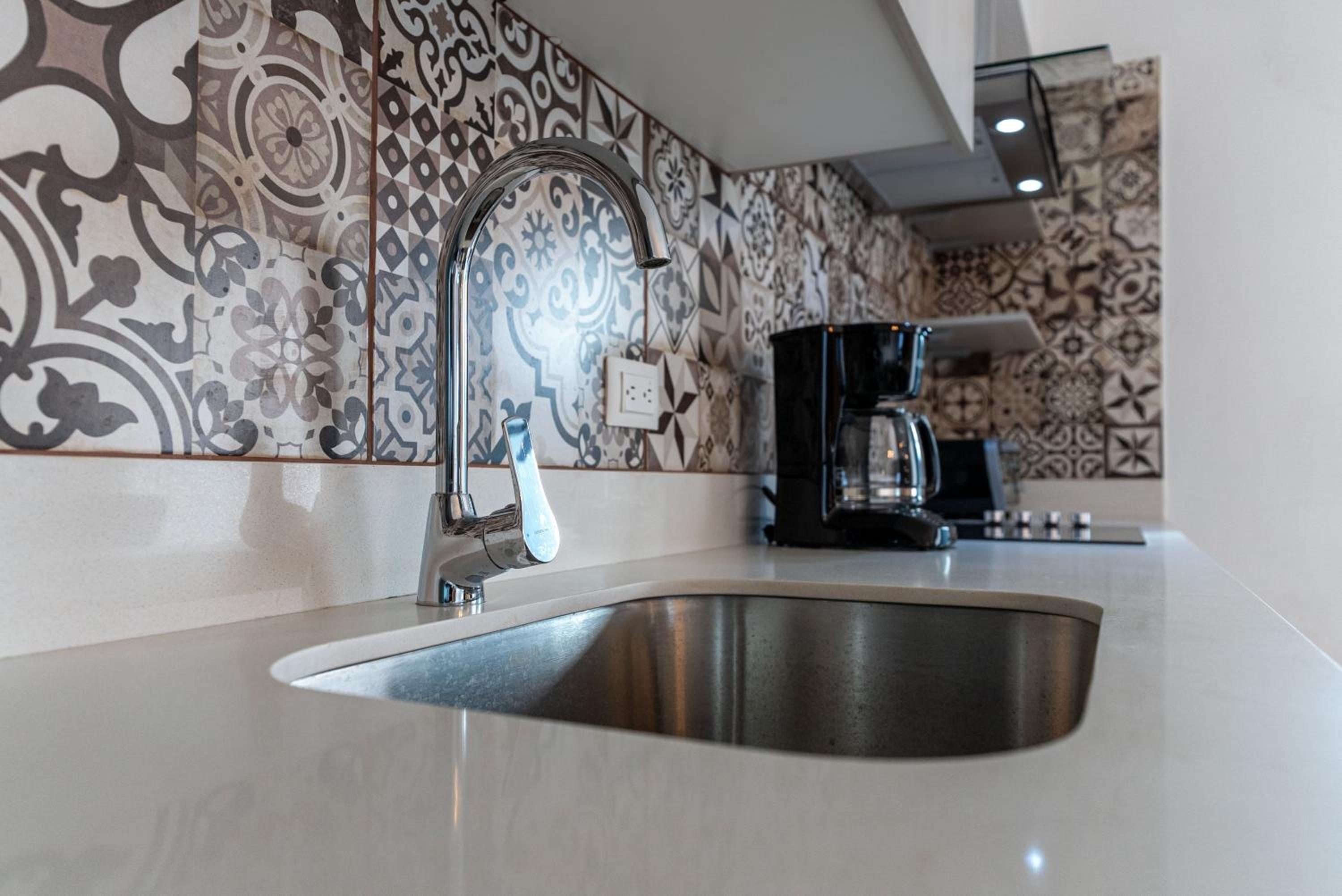Casago 0607B Brand New Rental Modern Condo with Stylish Decor and Scenic Views