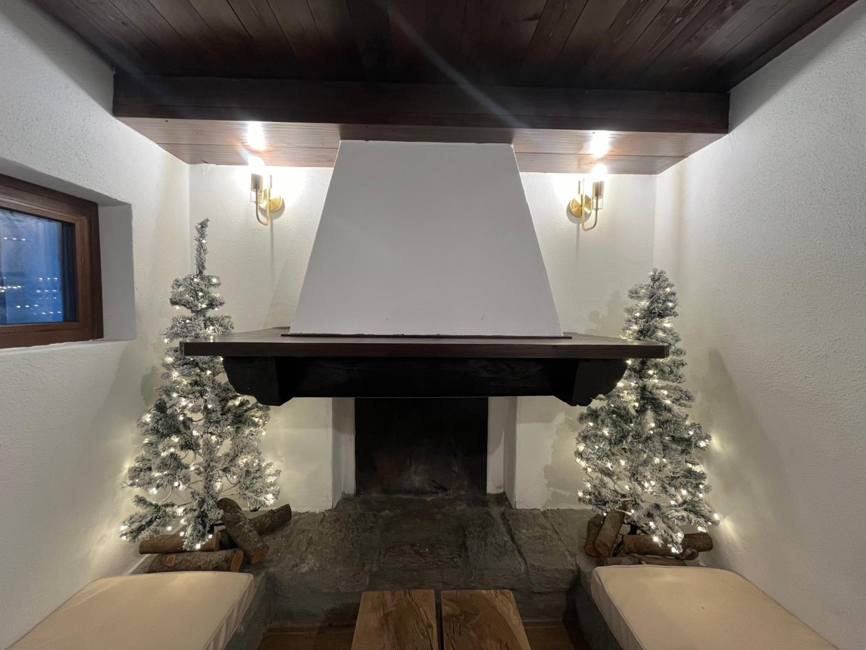 Chalet in Courmayeur near Lifts & Centre 2BR 2BA