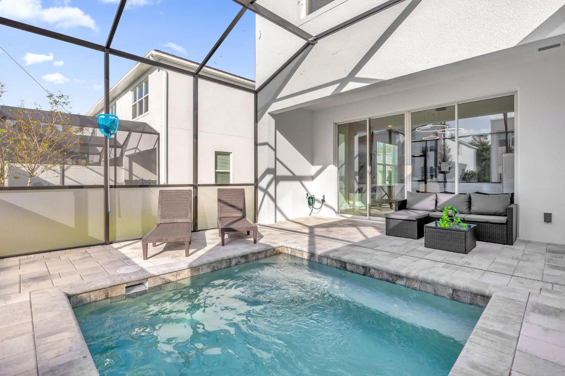 Upstay - Sunny Clermont Getaway with Private Pool