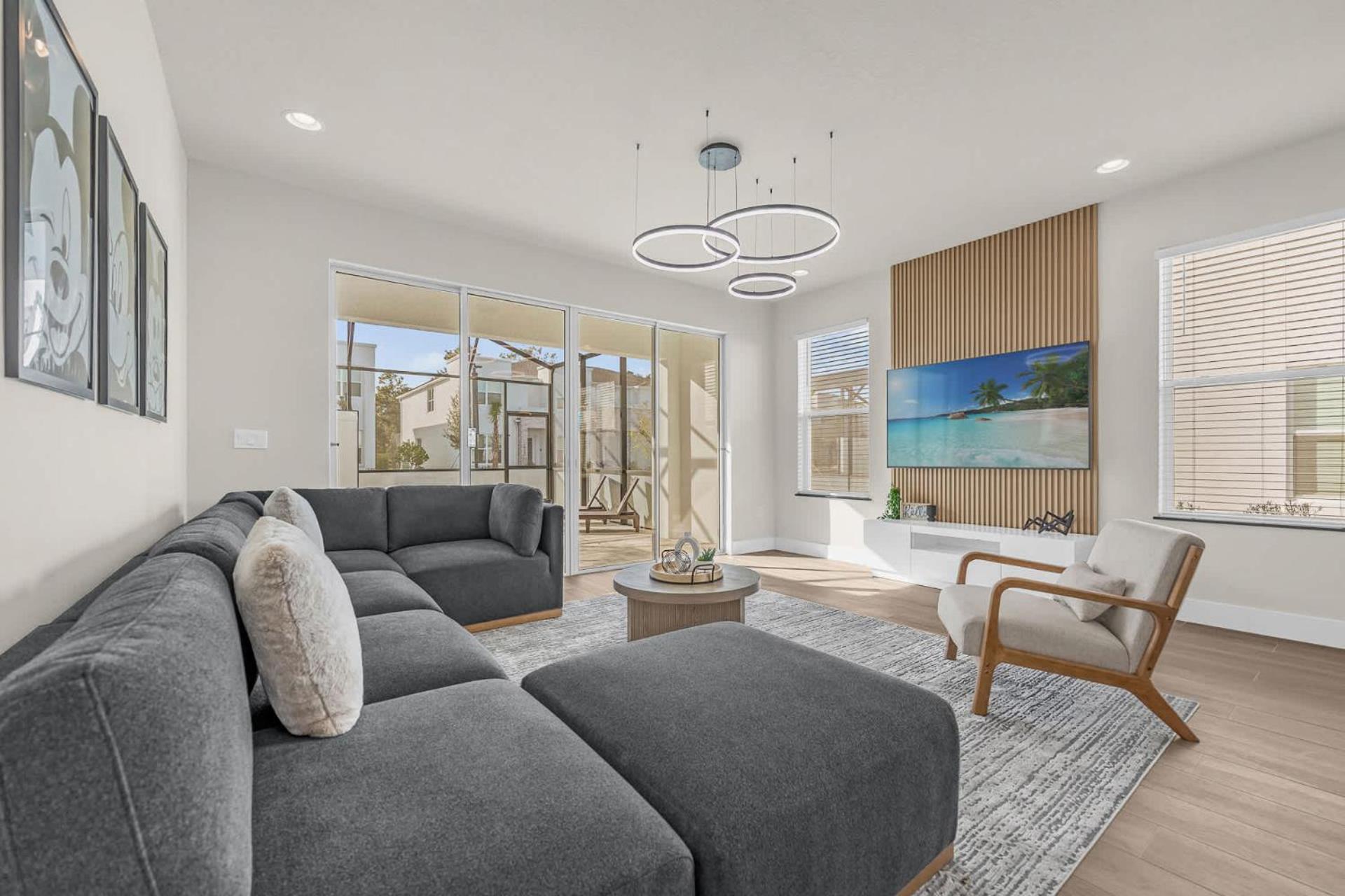 Upstay - Sunny Clermont Getaway with Private Pool