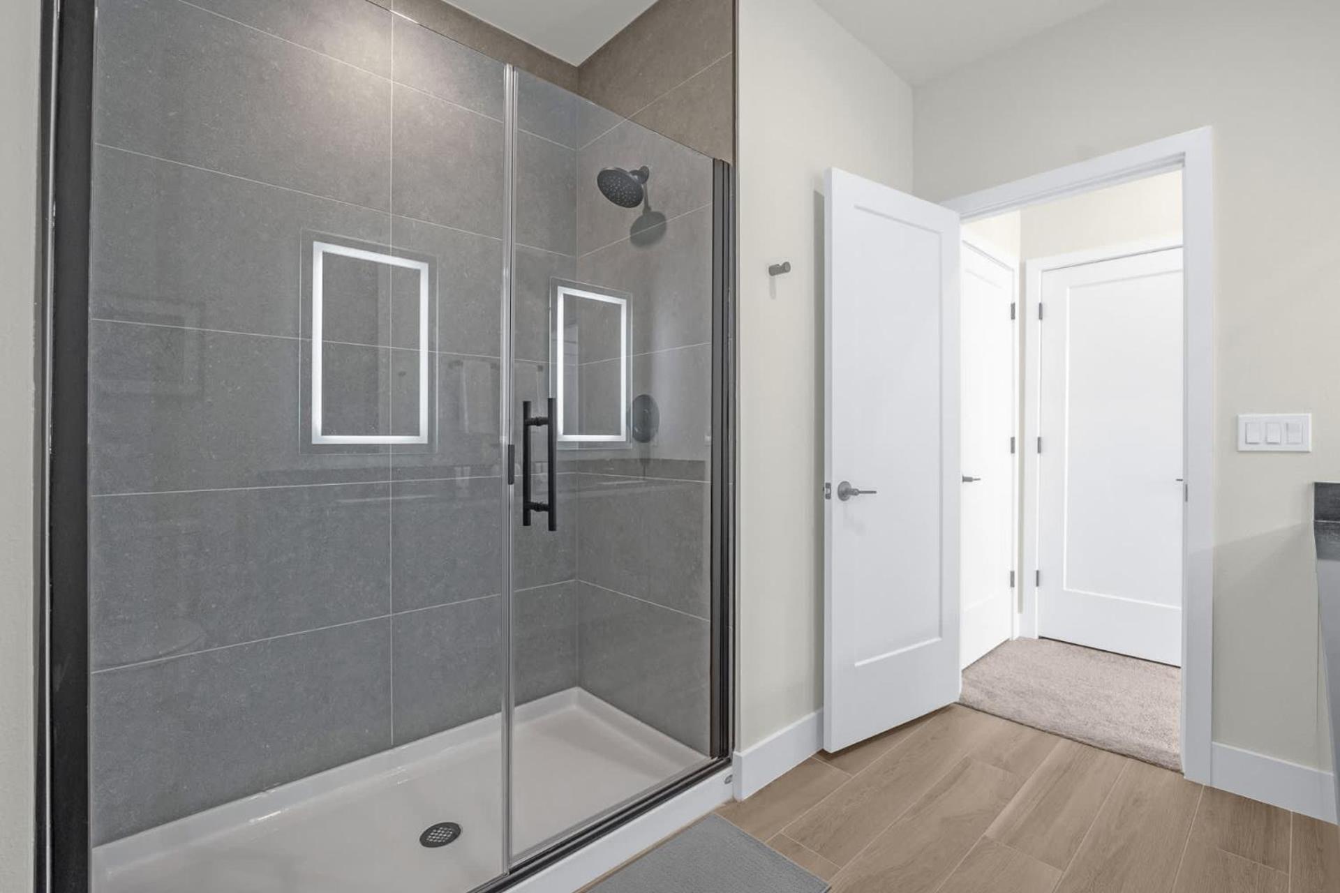 Upstay - Sunny Clermont Getaway with Private Pool