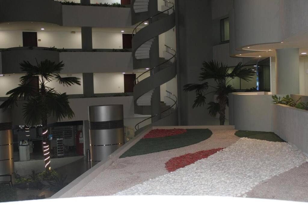 Hermosa Suite en el centro de Samborondon