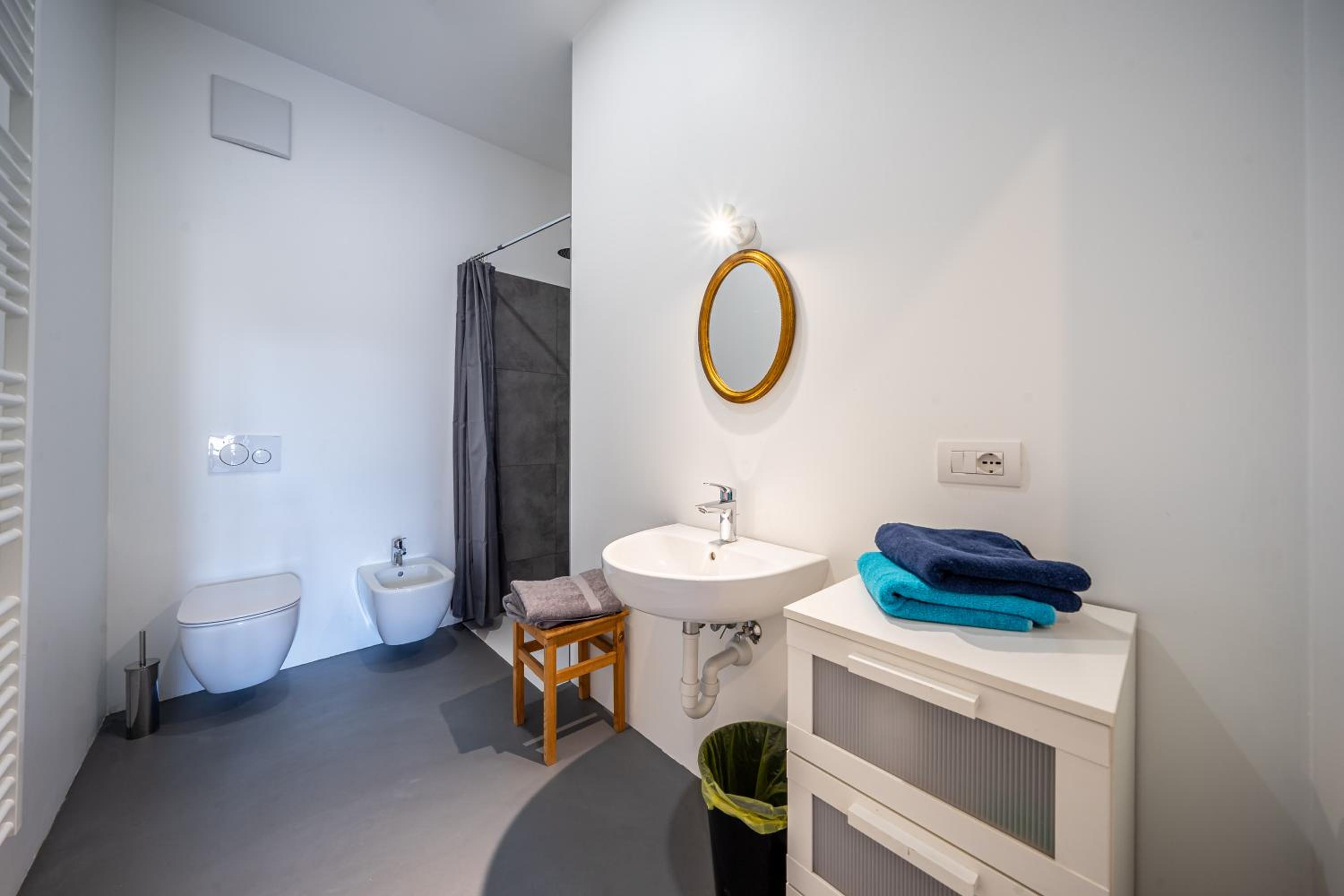 Großes und sehr helles Loft in einem denkmalgeschütztem Haus view 4