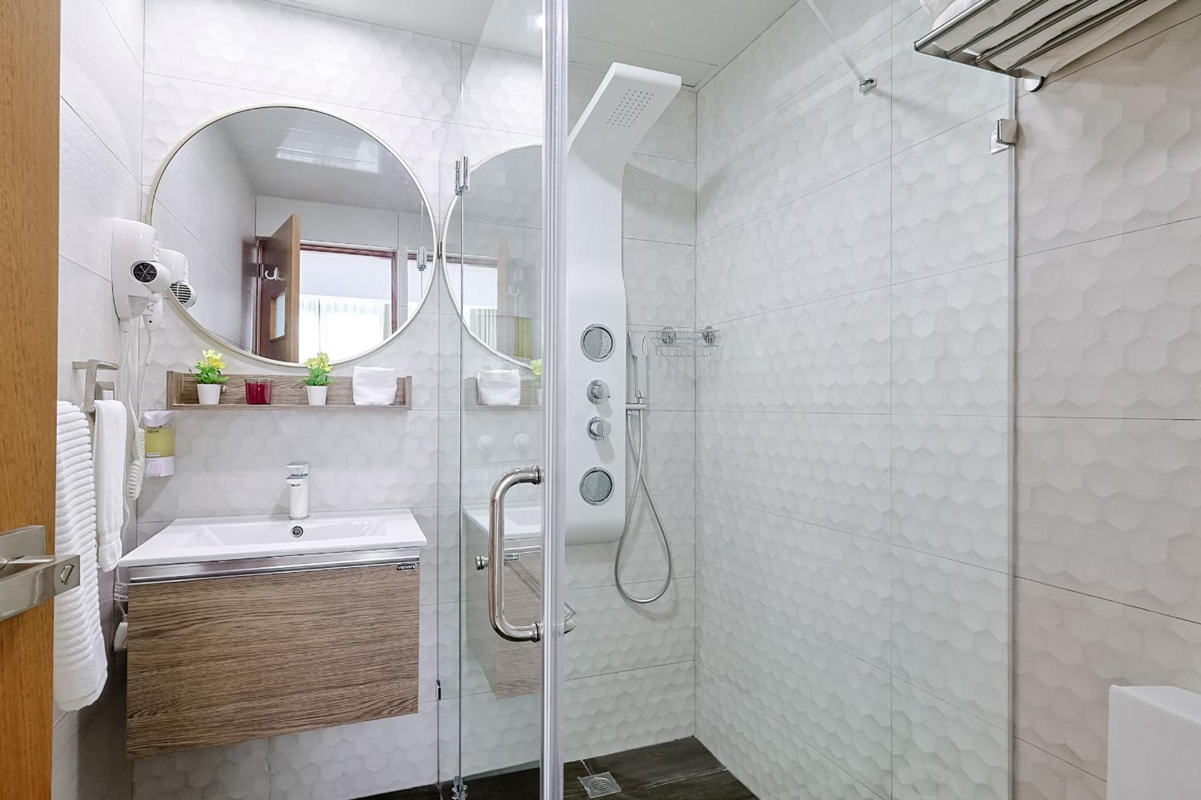 Upscale City Center Condo