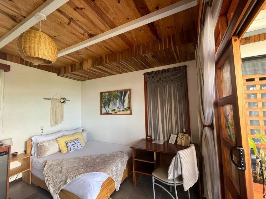 Alas Romantic Chalet Monteverde