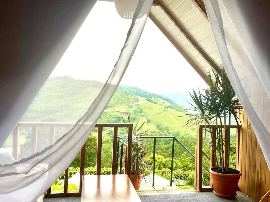 Alas Romantic Chalet Monteverde