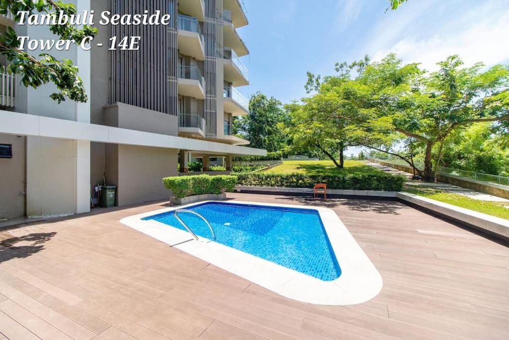 Seaside Luxury Living