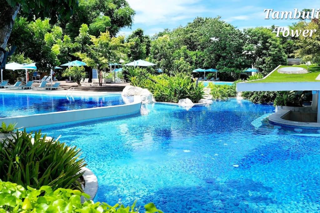 Seaside Luxury Living