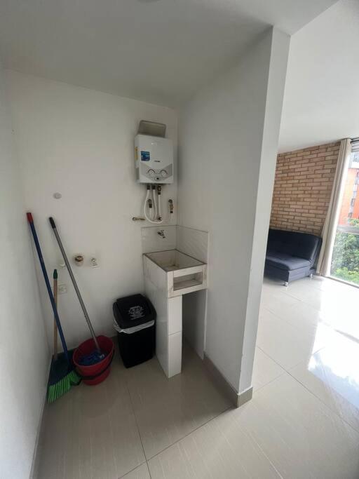 Lindo apartamento poblado 111