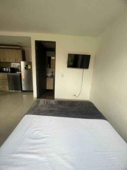 Lindo apartamento poblado 111
