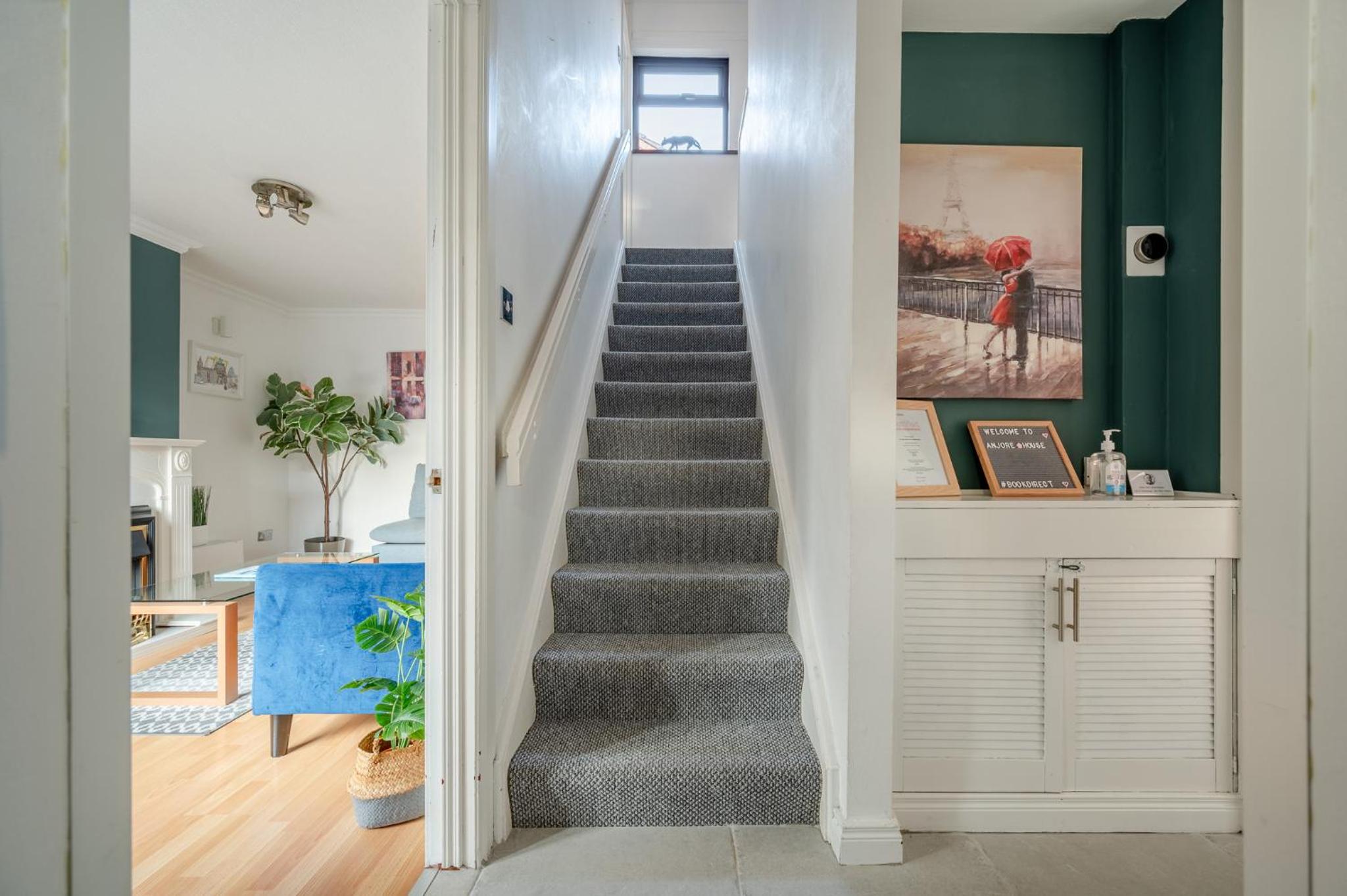 Anjore House - Belfast Serviced Apartment view 2