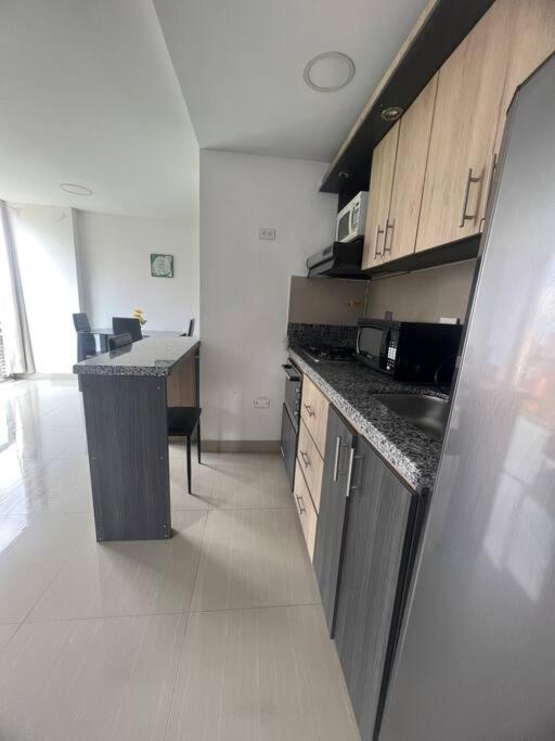 Lindo apartamento poblado 111