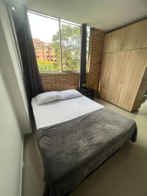Lindo apartamento poblado 111