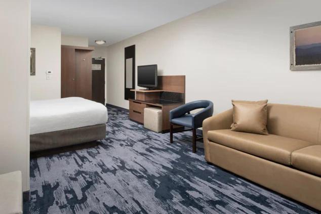 Fairfield Inn Suites Baltimore BWI Airport - Property Image 40