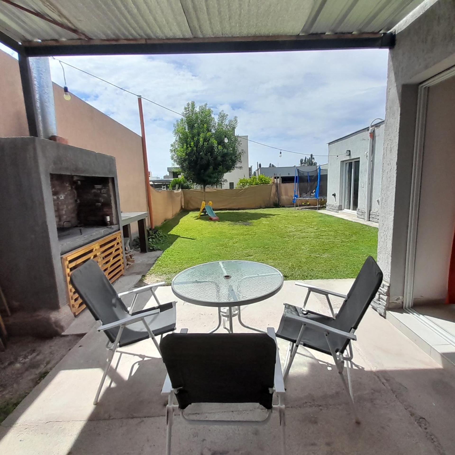 Casa en Maipú entre Lomas