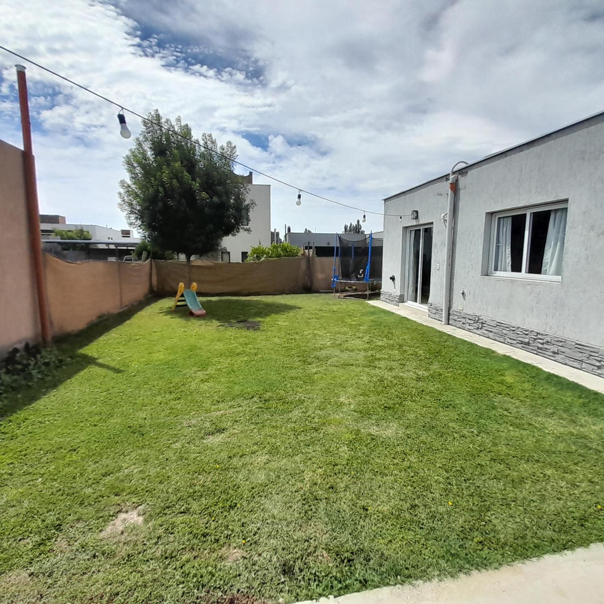 Casa en Maipú entre Lomas