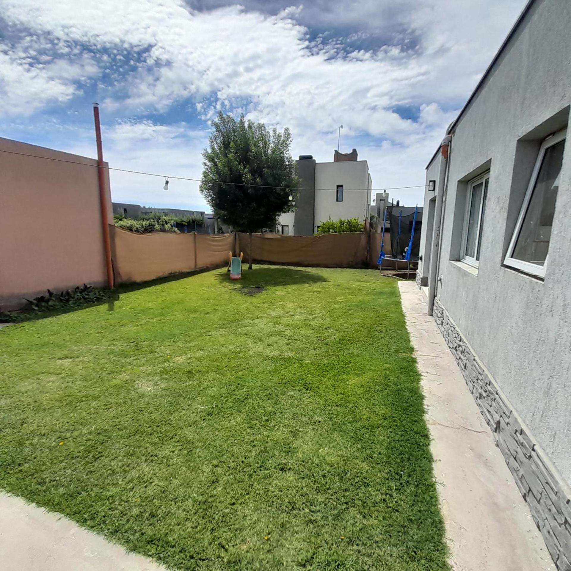 Casa en Maipú entre Lomas