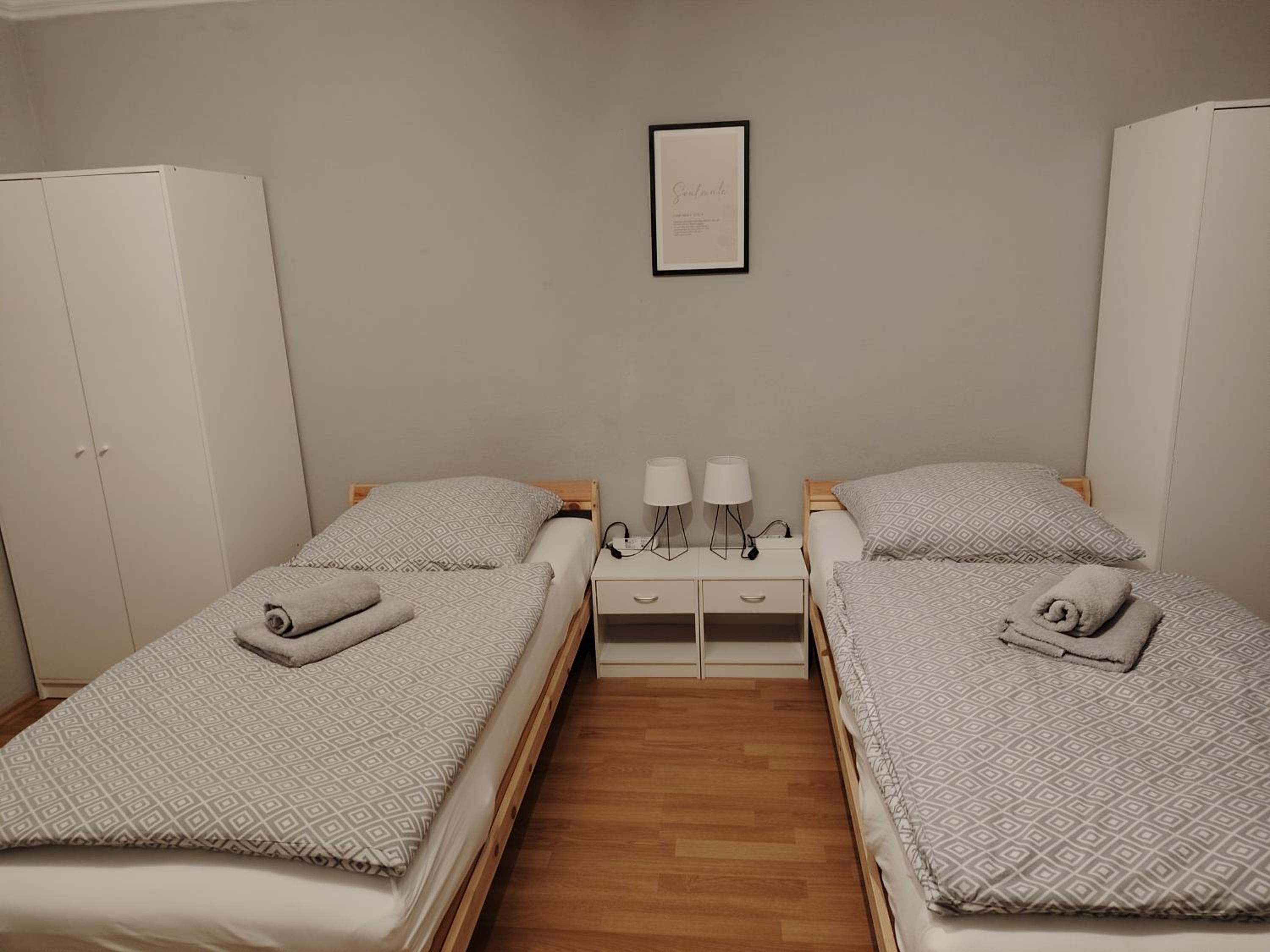 geräumige 4 Zimmer Wohnung mit Balkon