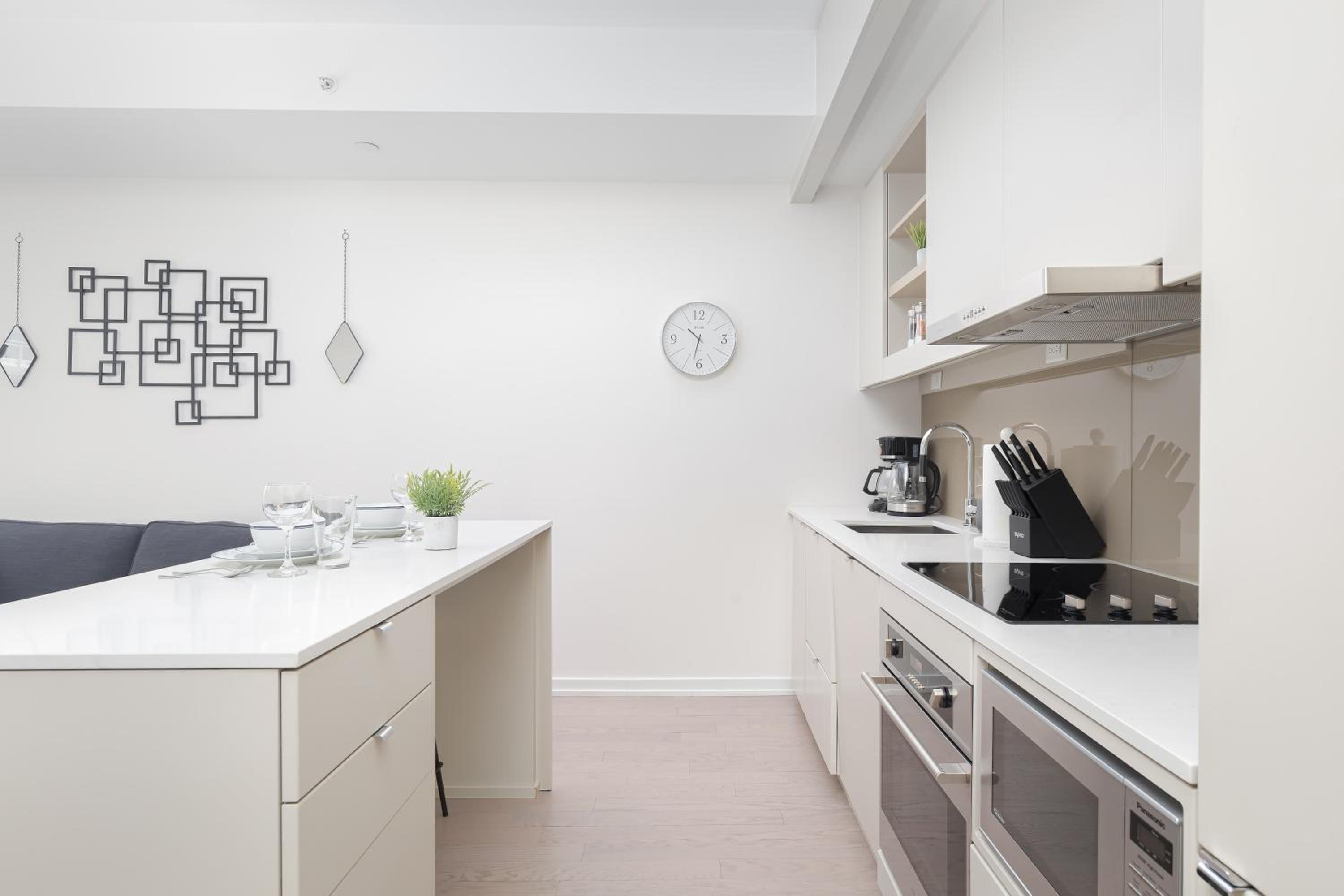 1BR Space - Downtown Toronto