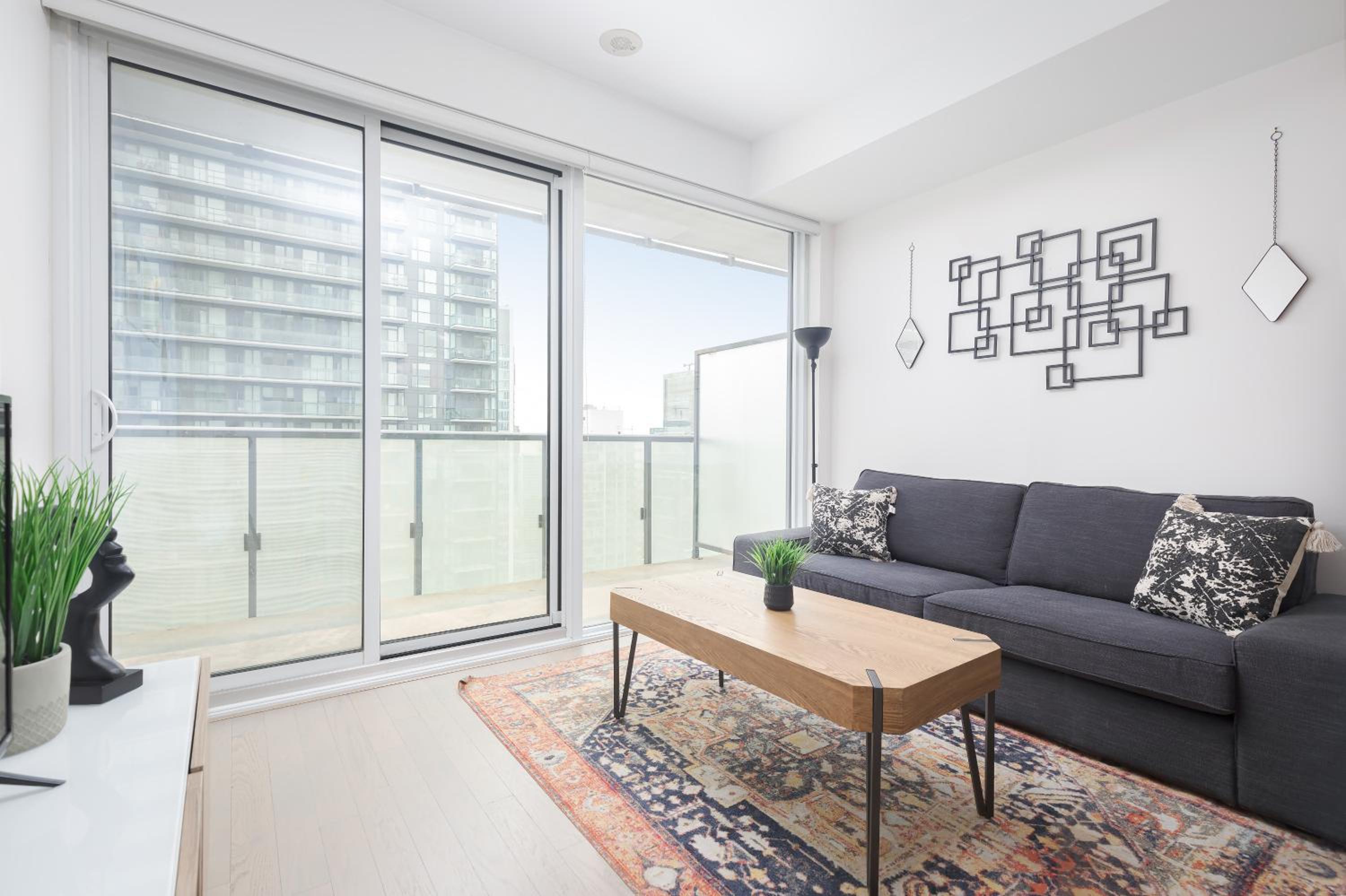 1BR Space - Downtown Toronto