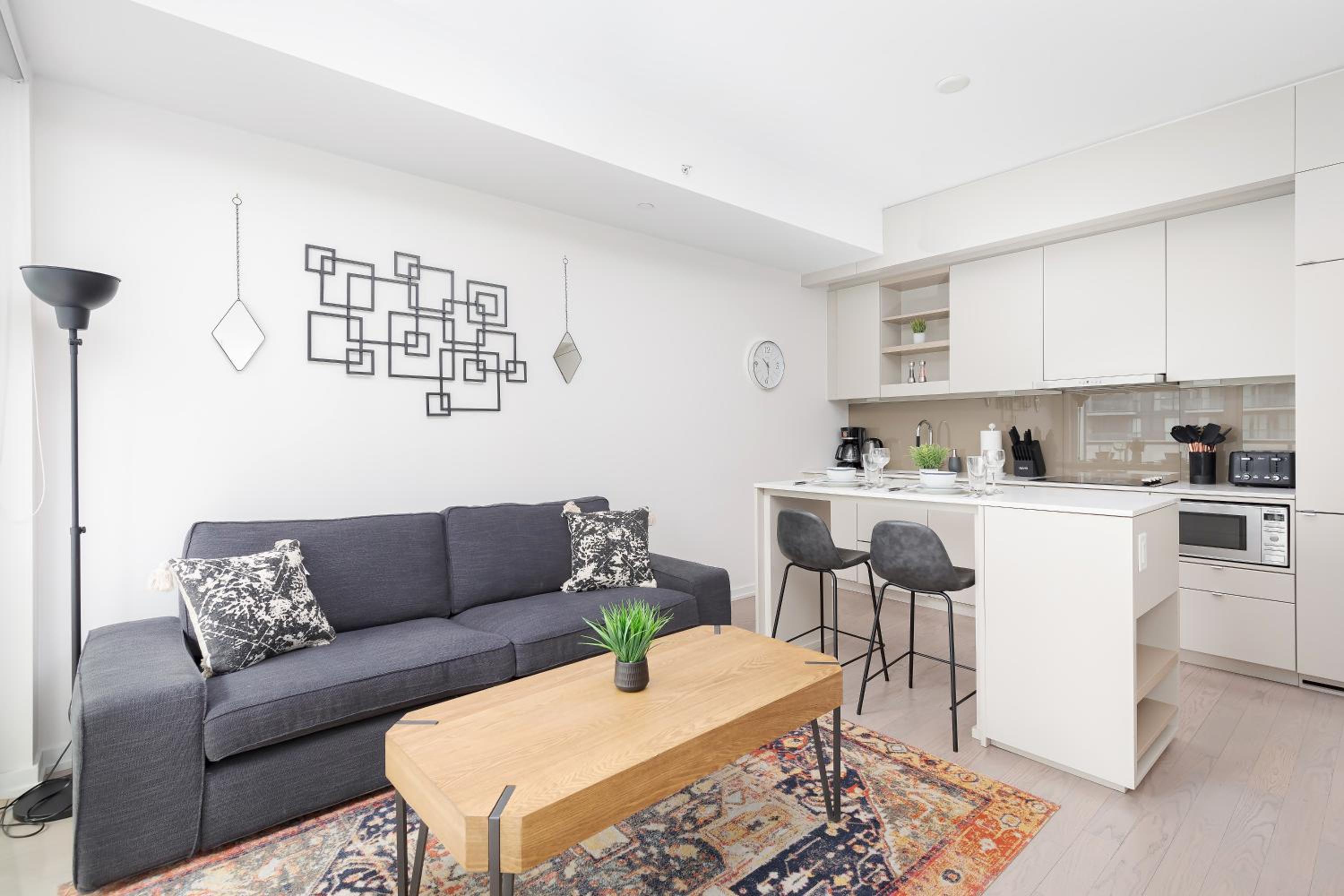 1BR Space - Downtown Toronto